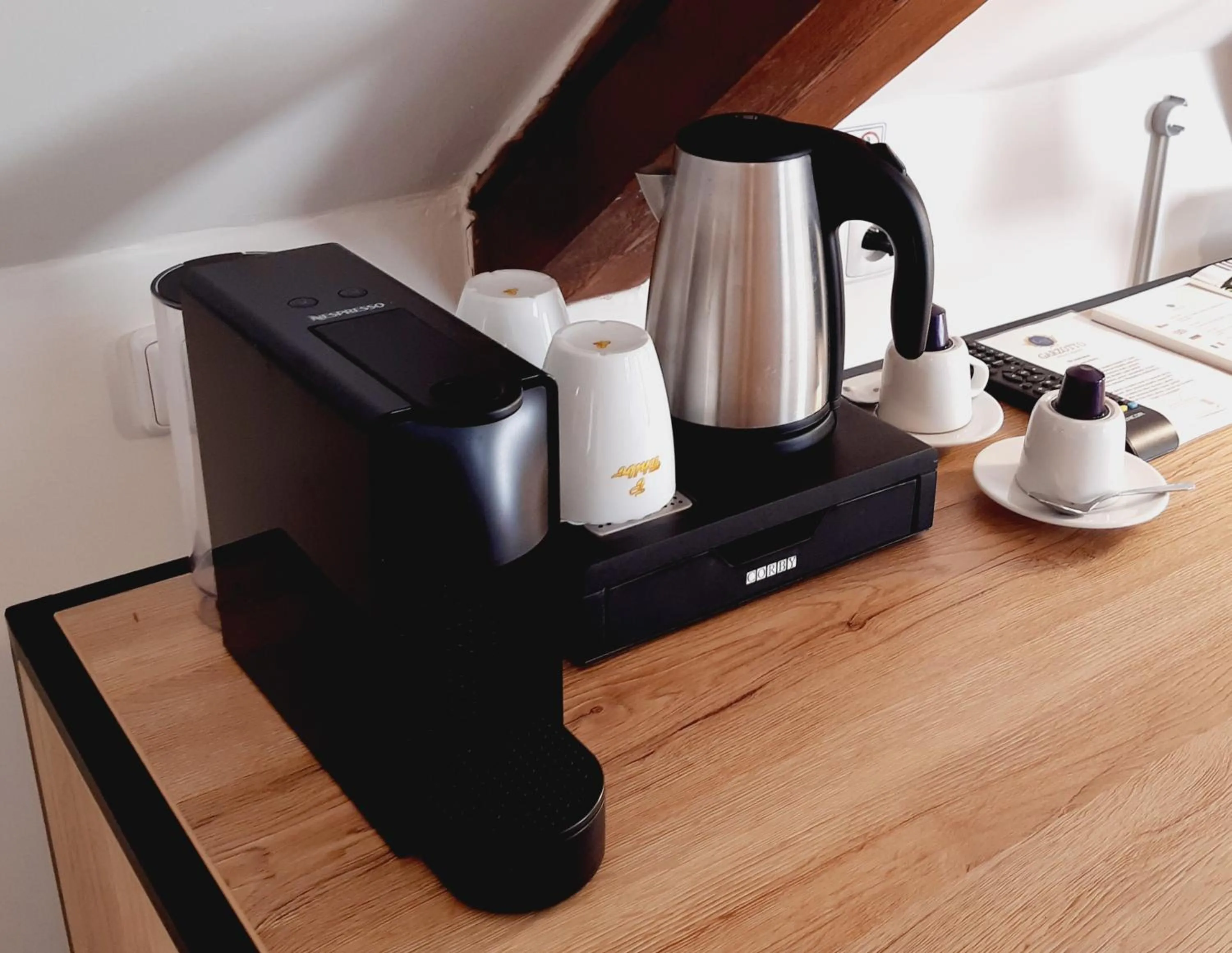 Coffee/tea facilities in Hotel Garden Court