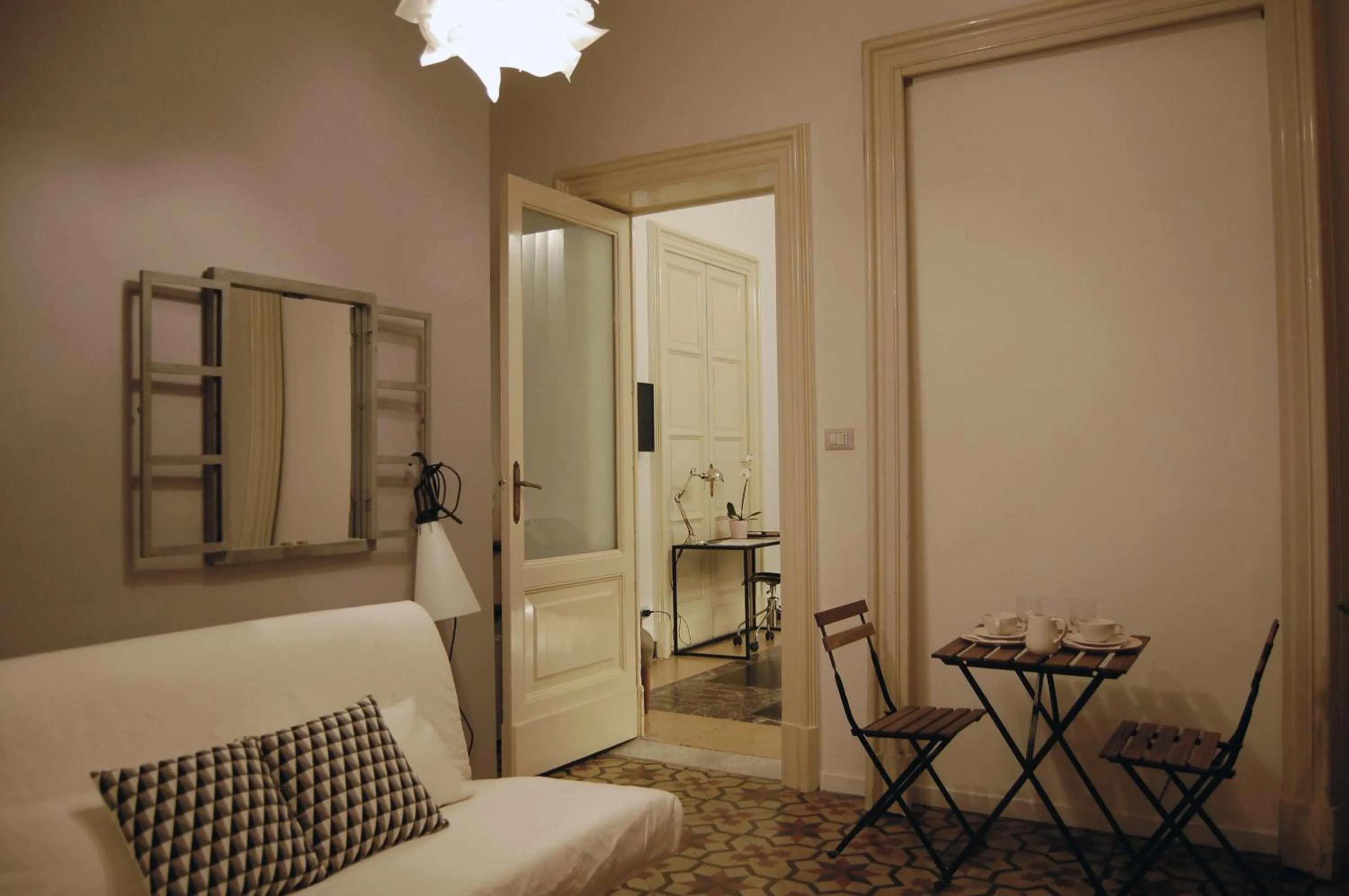 Living room in B&B 4 ELEMENTI CATANIA