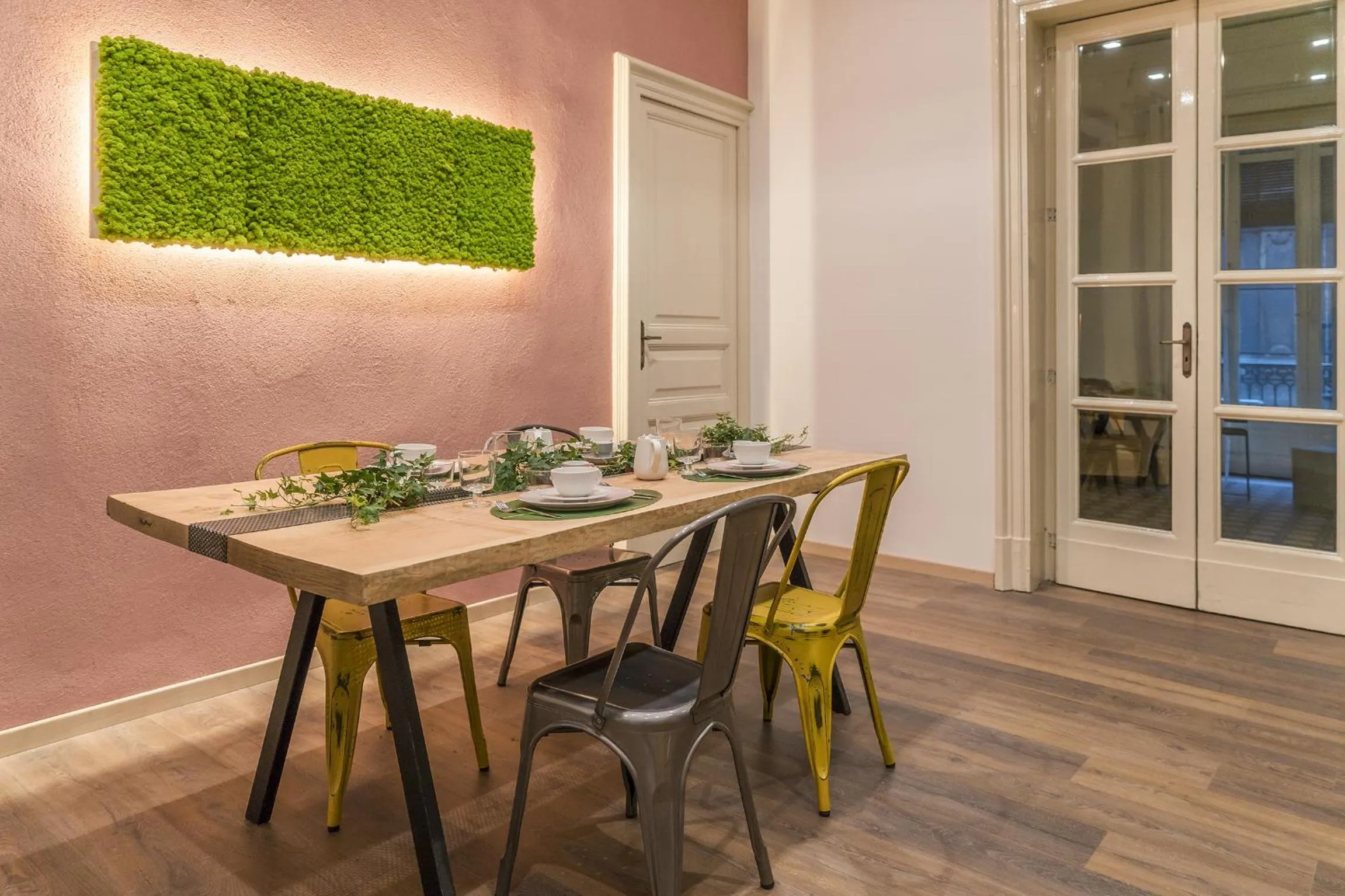 Dining area in B&B 4 ELEMENTI CATANIA