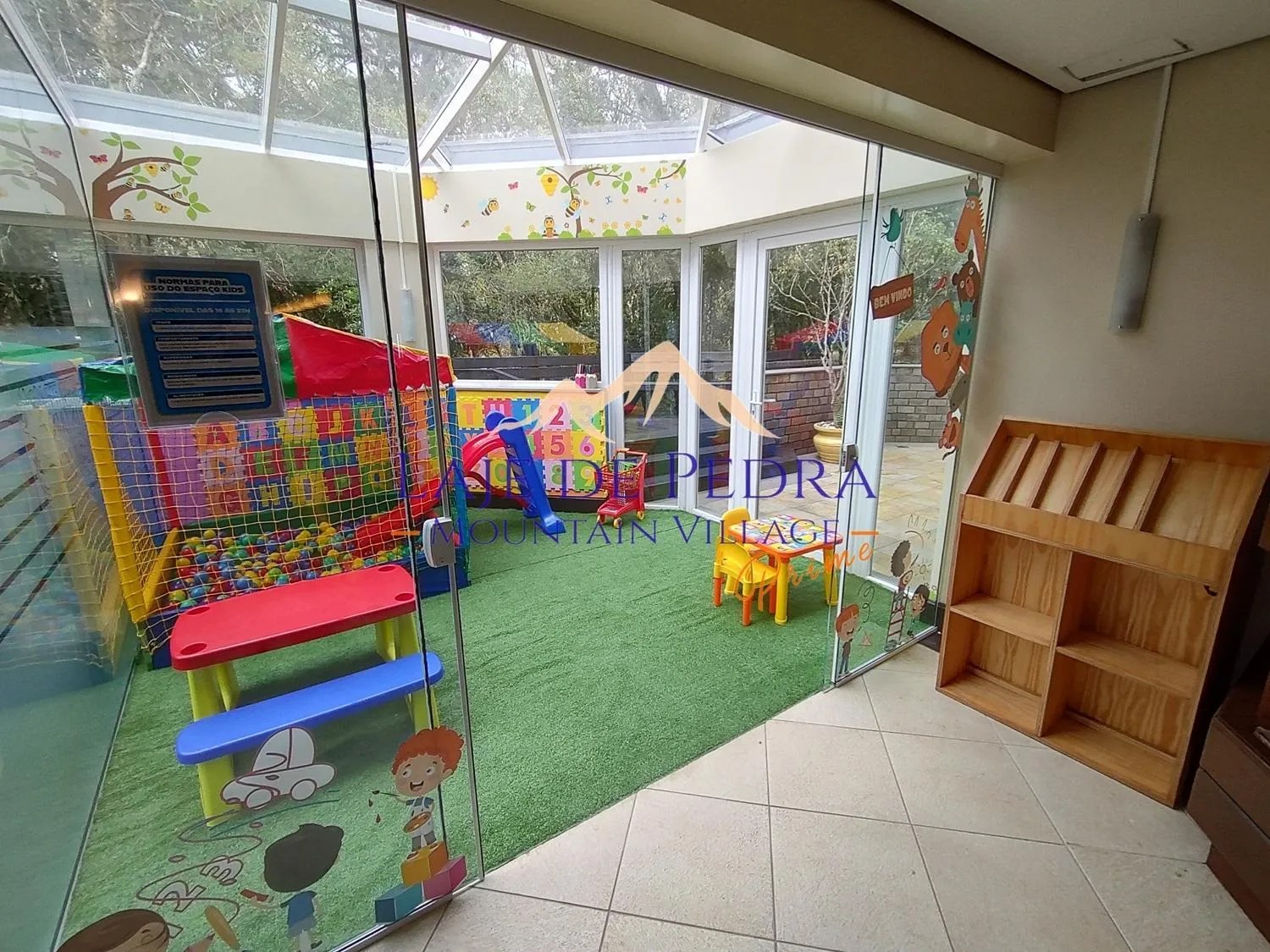 Kids's club in Laje de Pedra Mountain VillagePrime