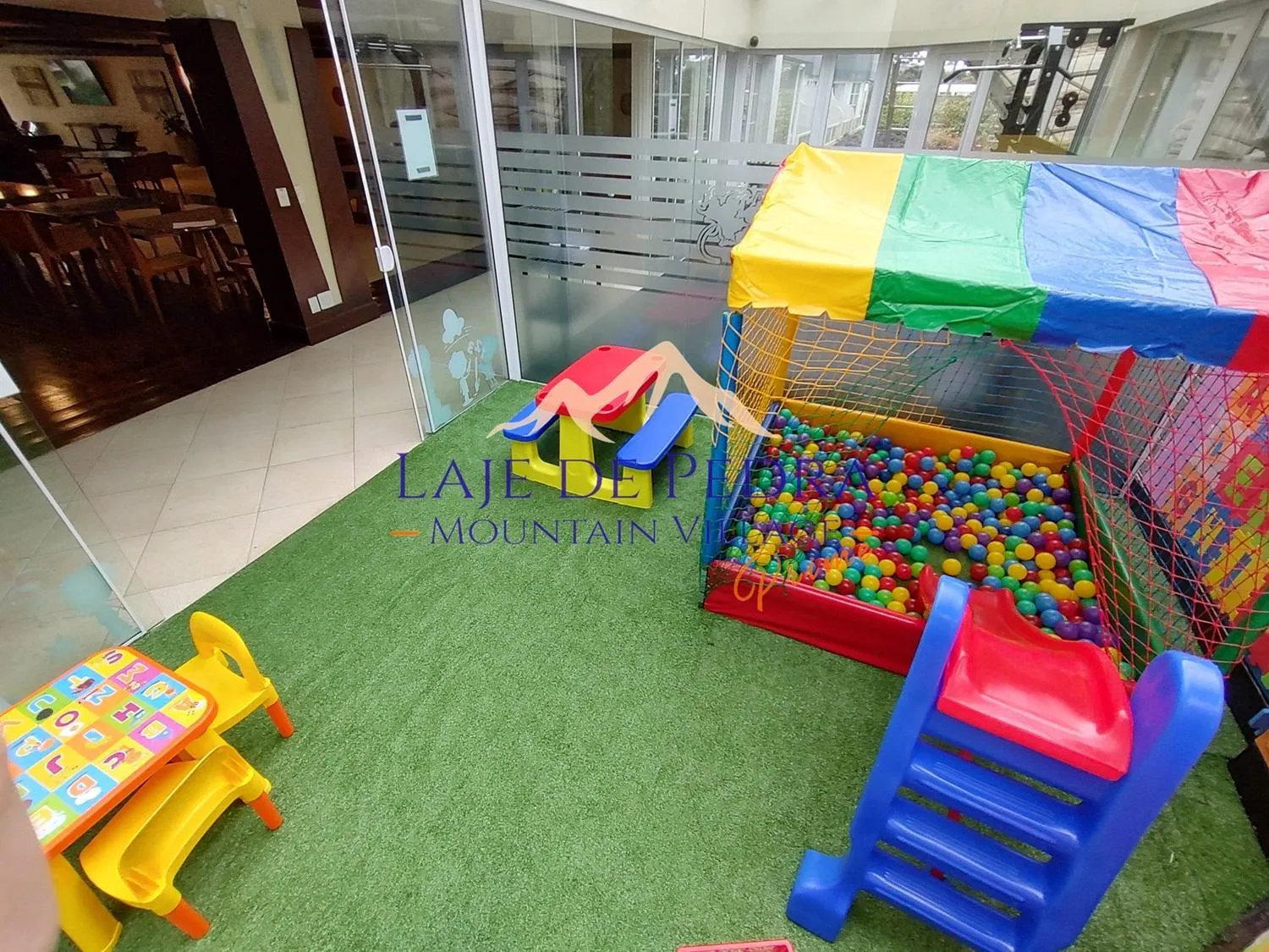 Kids's club in Laje de Pedra Mountain VillagePrime