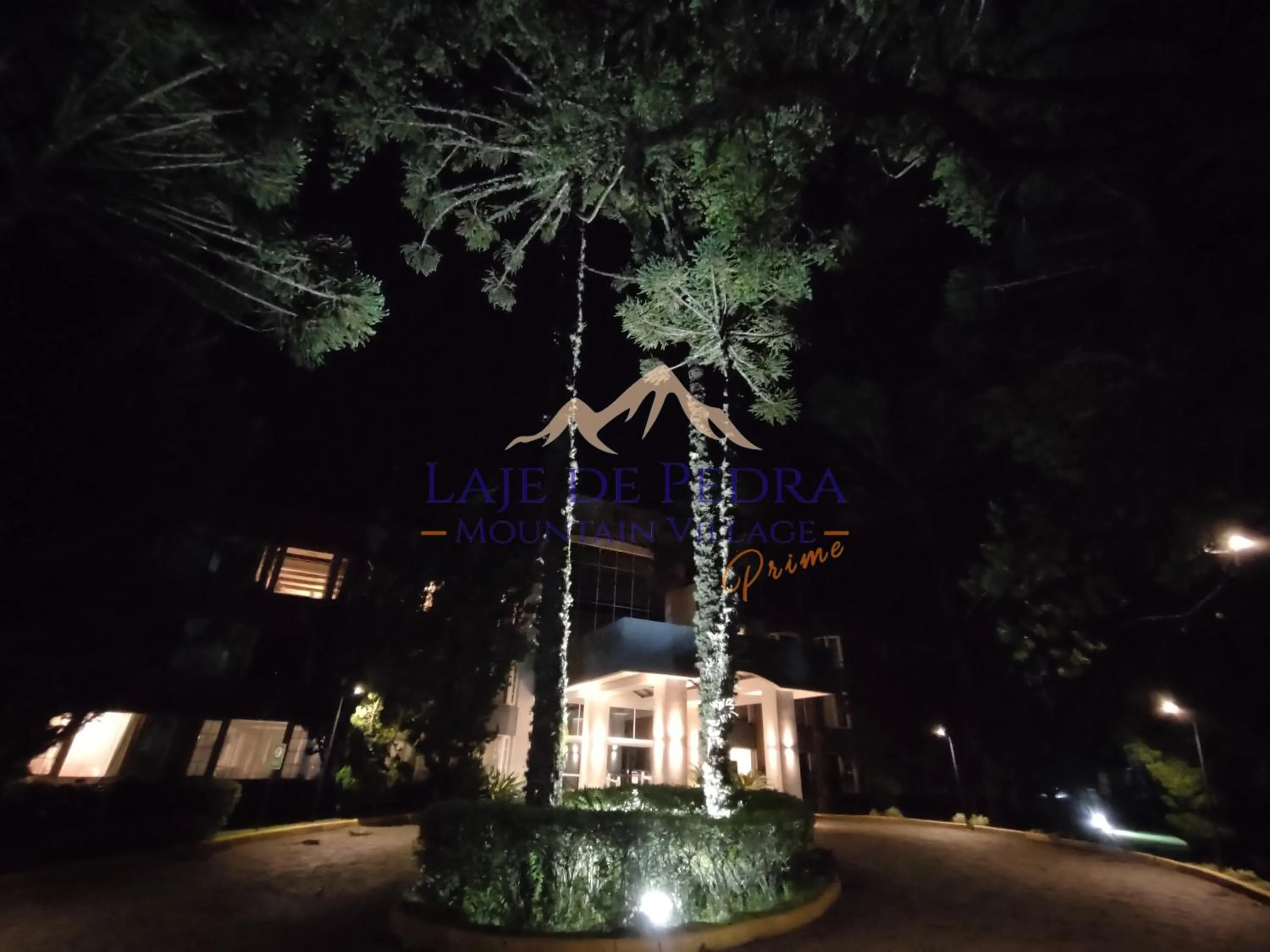 Facade/entrance in Laje de Pedra Mountain VillagePrime