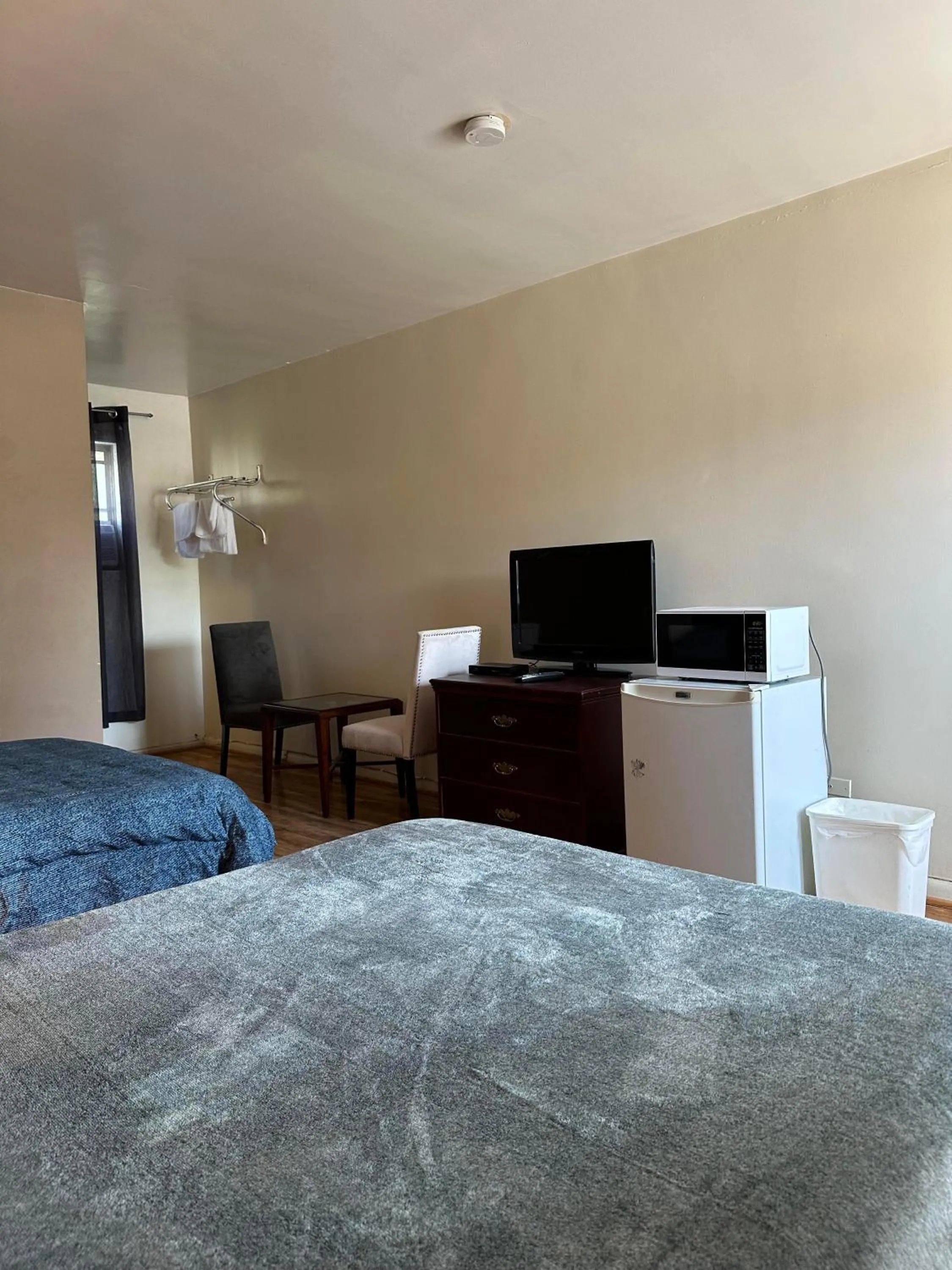 TV and multimedia in Carriage Inn Motel