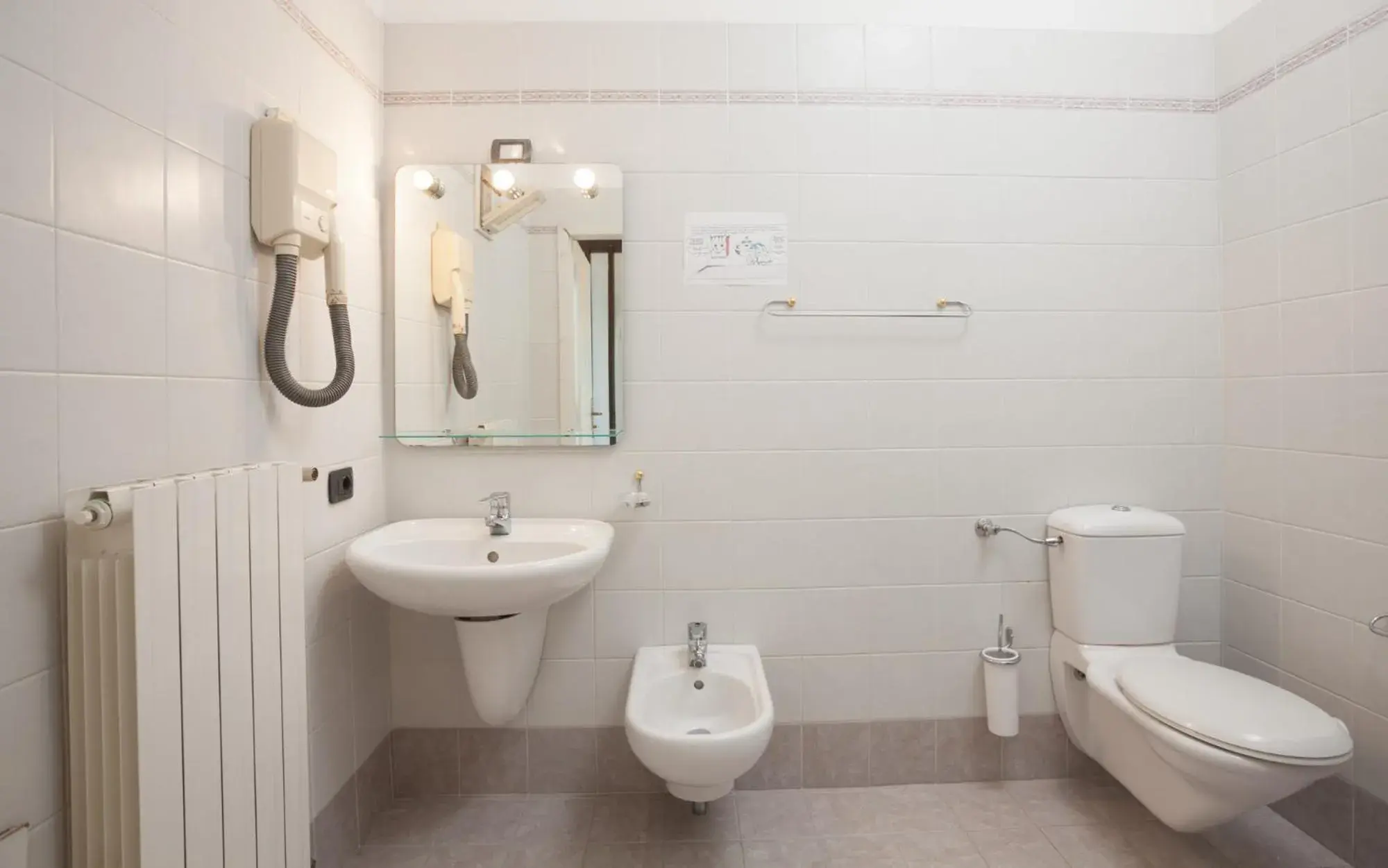 Bathroom in Hotel Villa Isabella