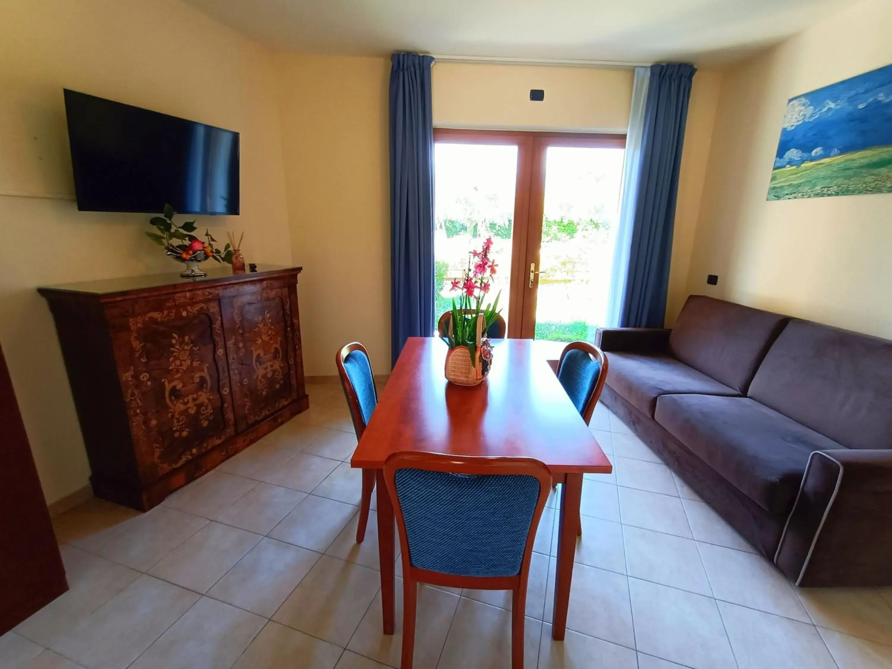 Dining Area in Hotel Villa Isabella