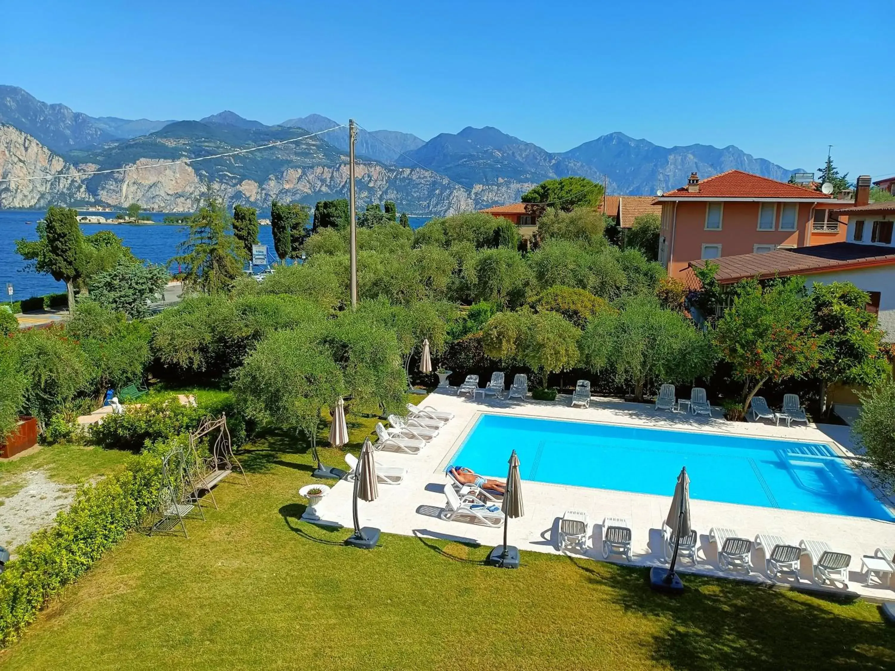 Pool View in Hotel Villa Isabella