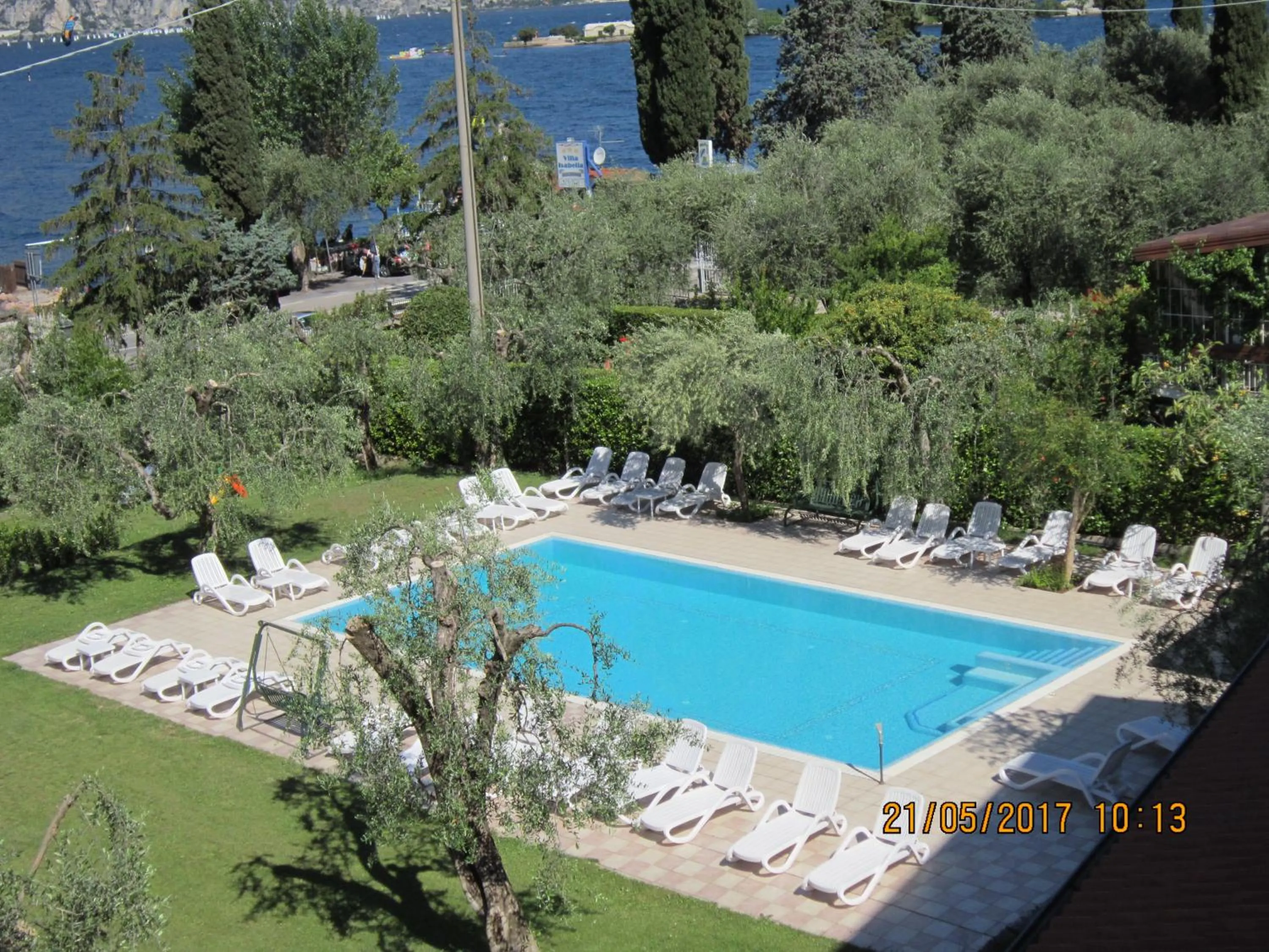 Swimming pool in Hotel Villa Isabella