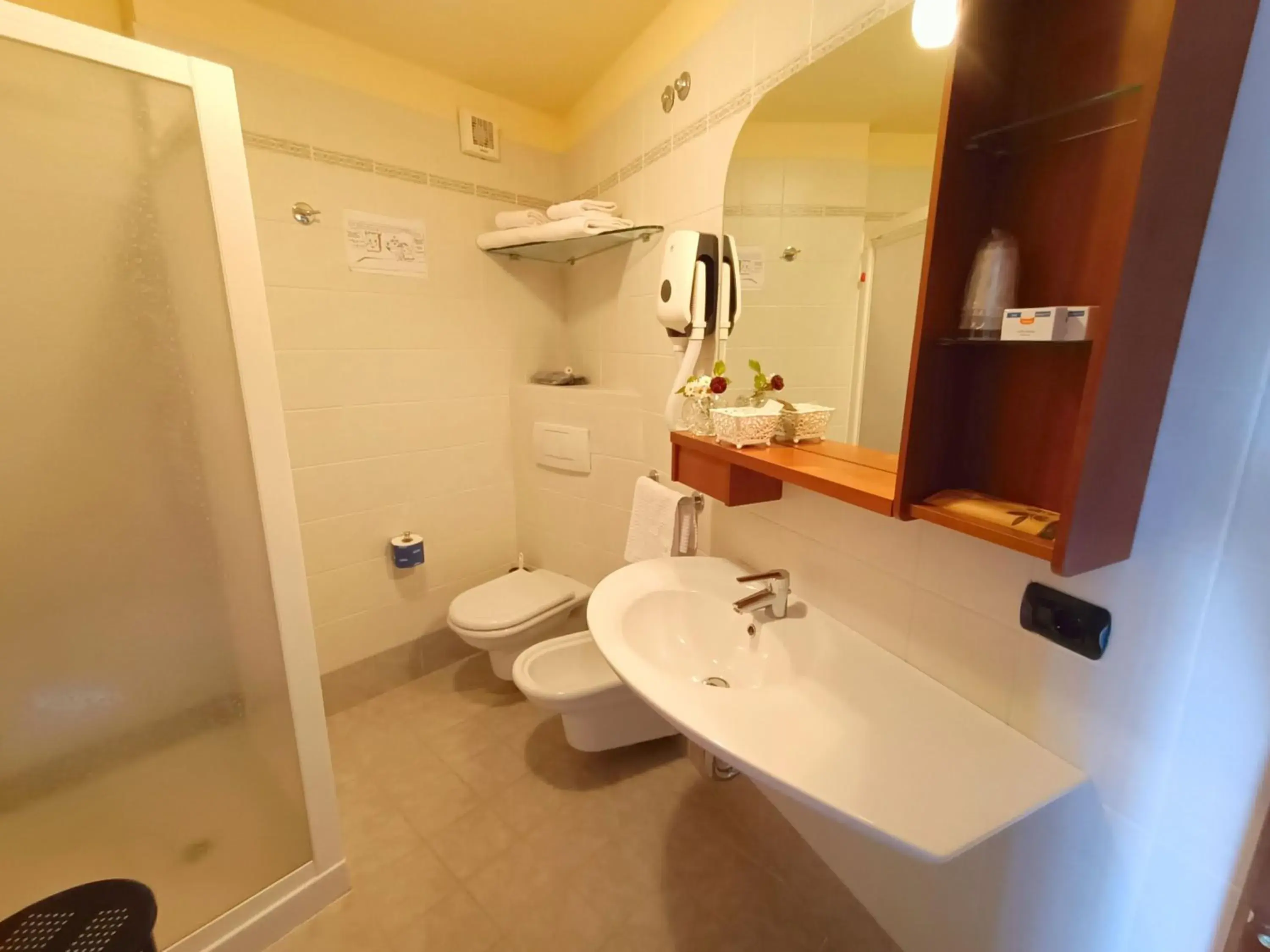 Bathroom in Hotel Villa Isabella