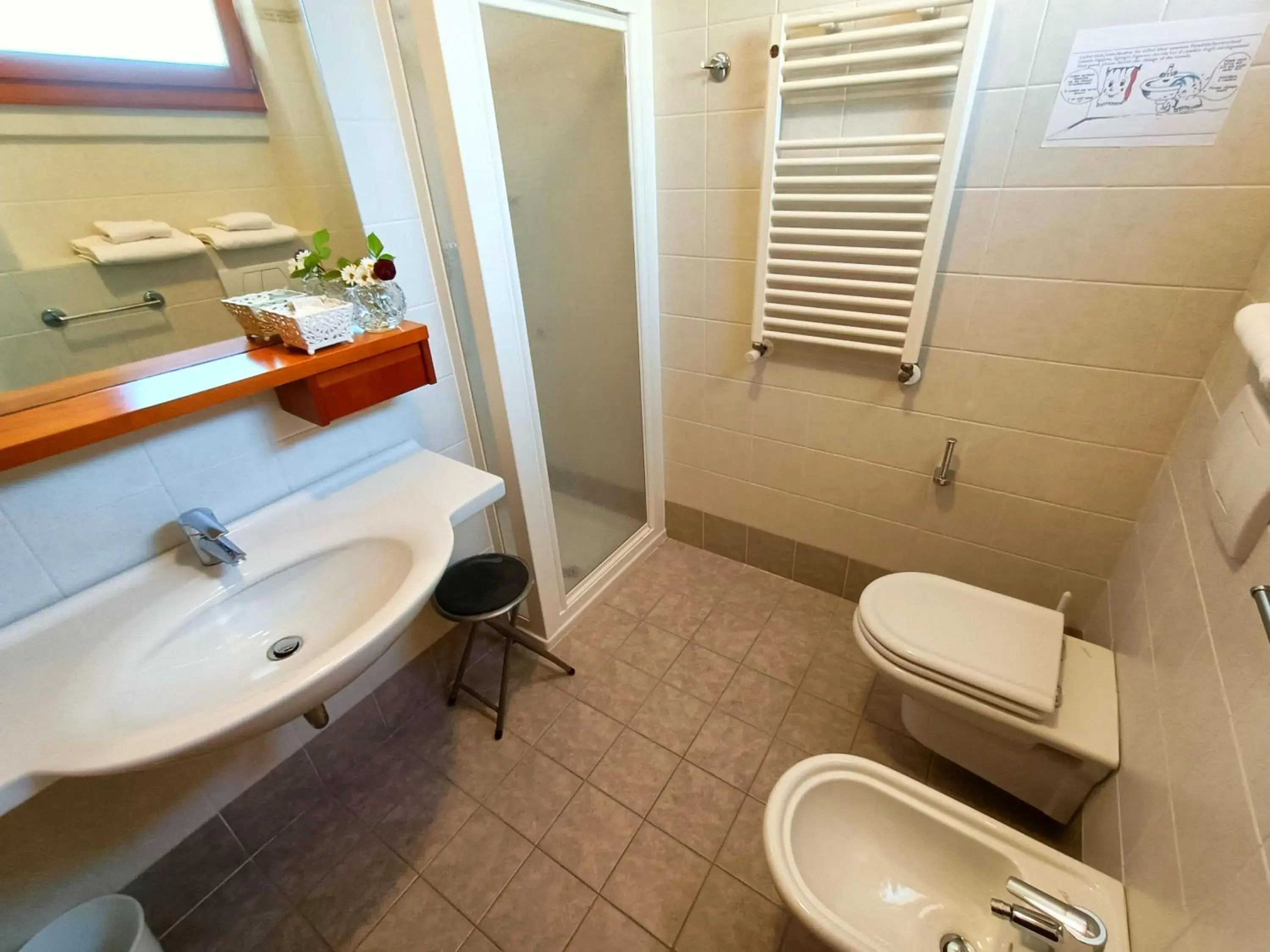 Bathroom in Hotel Villa Isabella