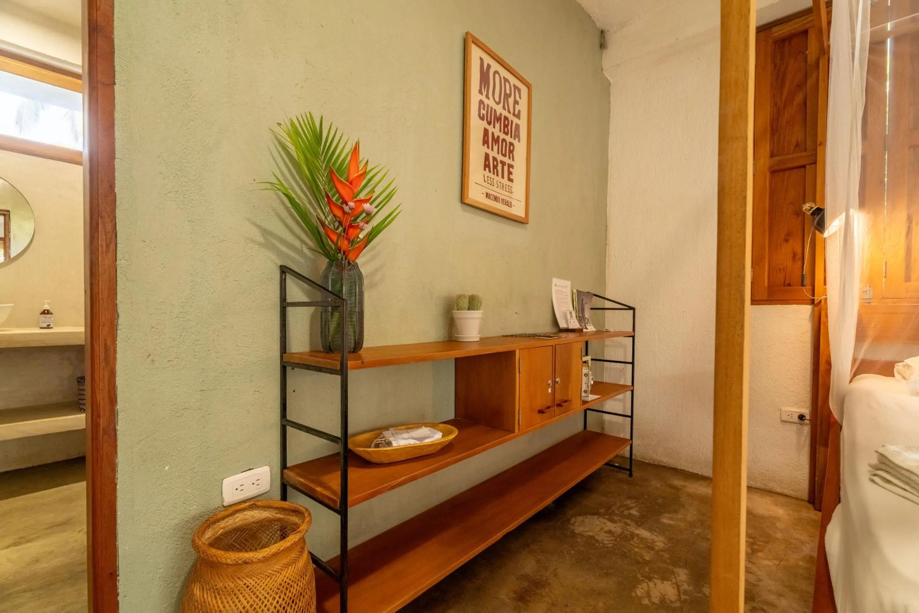 wardrobe, Bed in Casa Chapolin Boutique Guesthouse