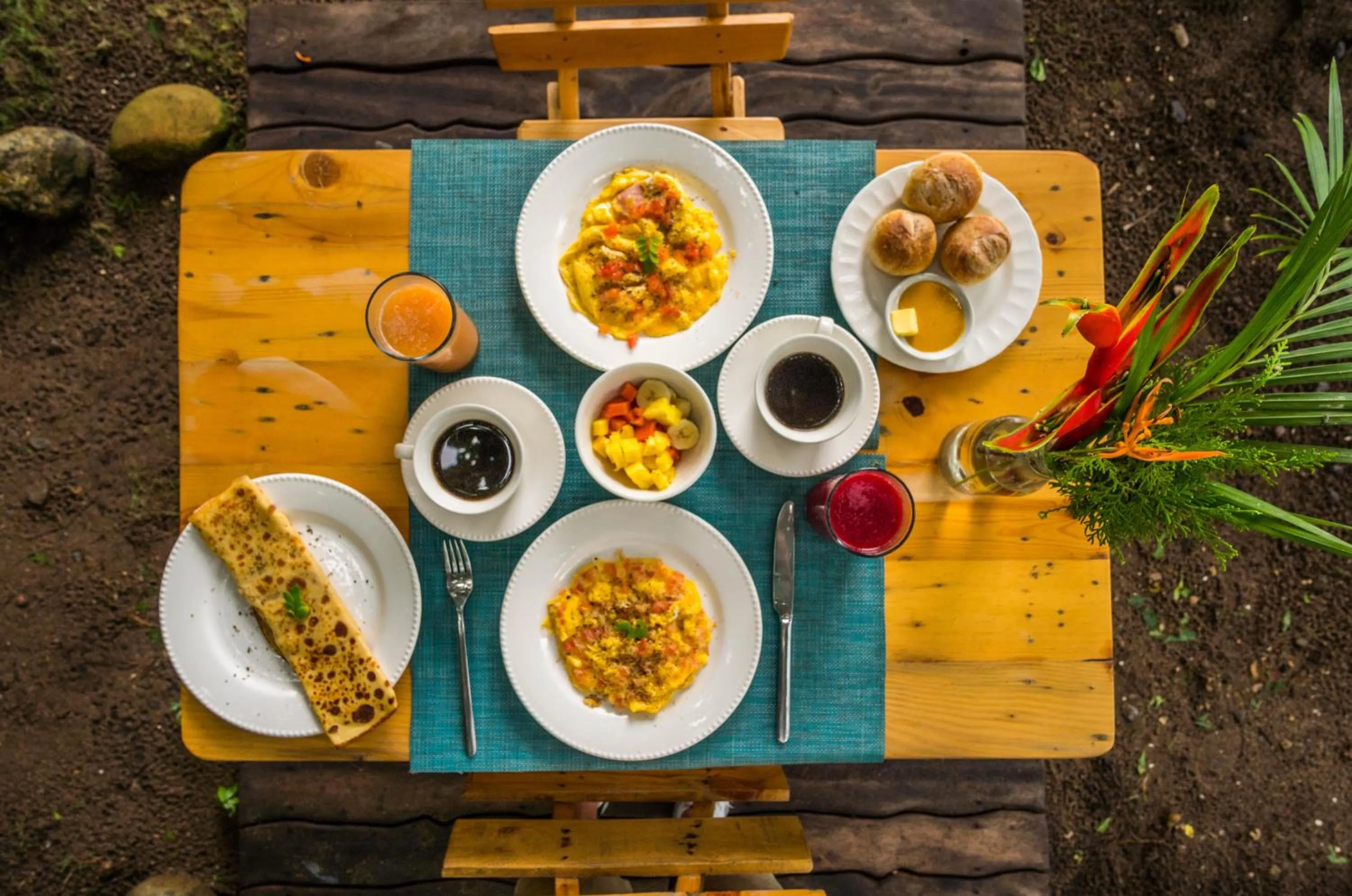 Food and drinks in Casa Chapolin Boutique Guesthouse