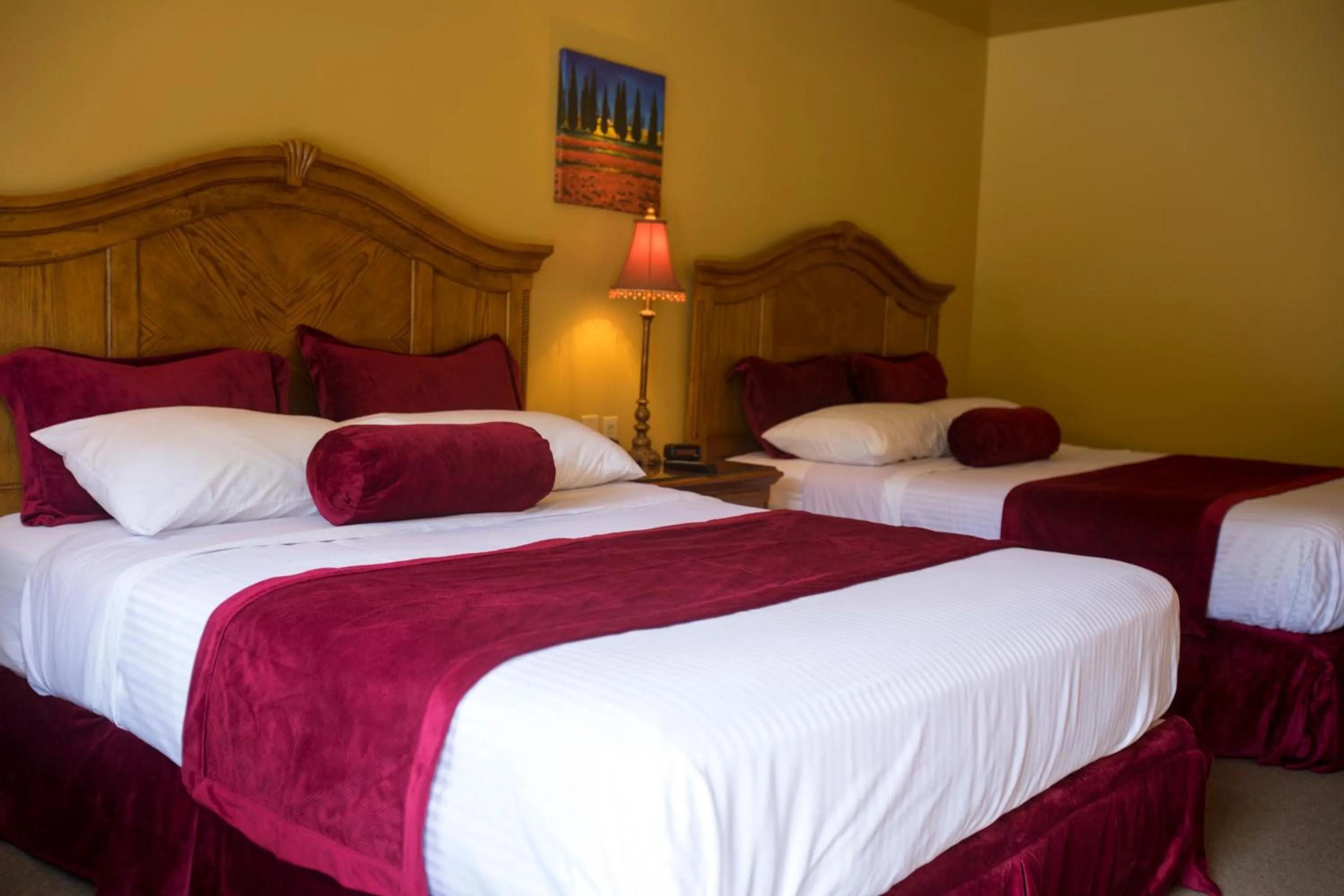 Bed in Cottonwood Inn