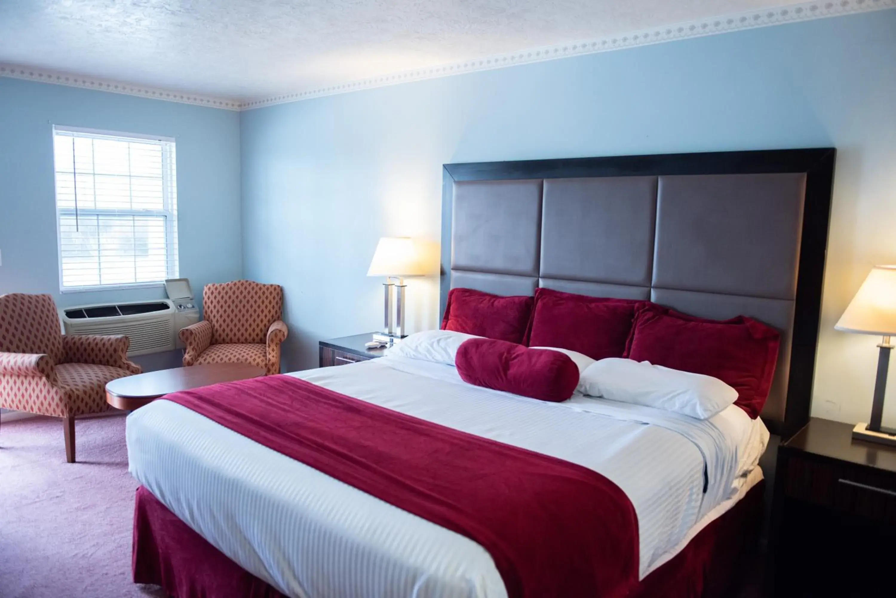 Bed in Cottonwood Inn Bed in Cottonwood Inn