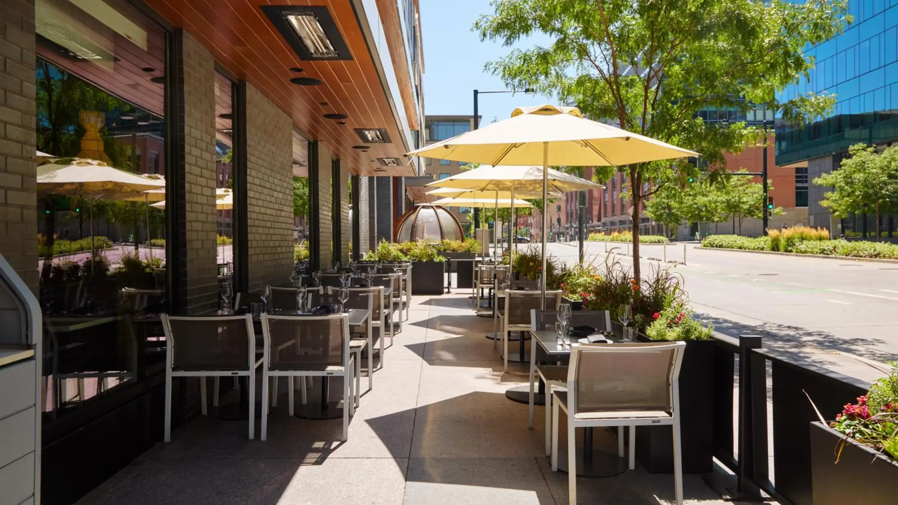 Restaurant/places to eat in Limelight Hotel Denver Restaurant/places to eat in Limelight Hotel Denver