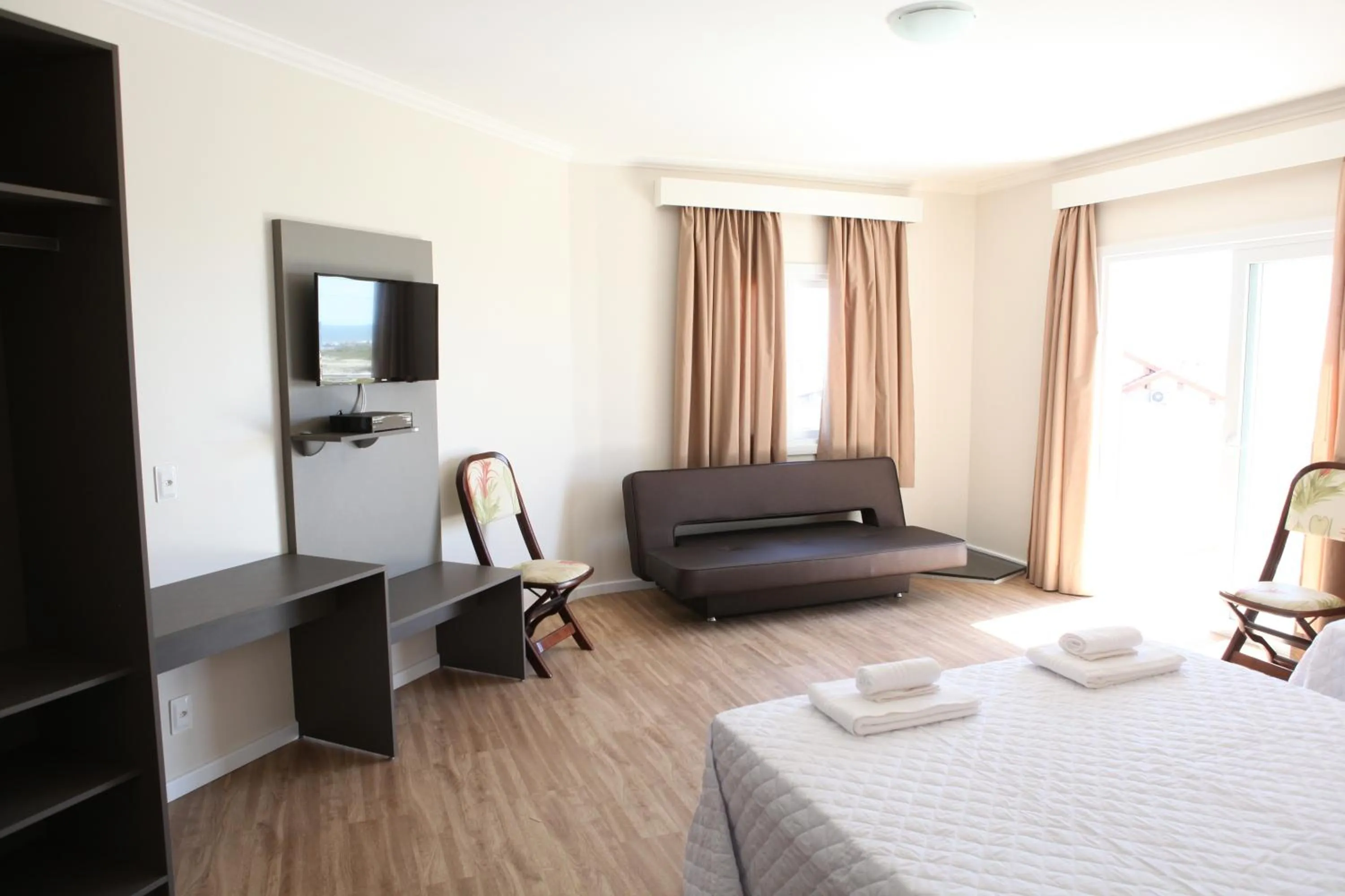 Photo of the whole room, Bed in Pousada Vista da Barra