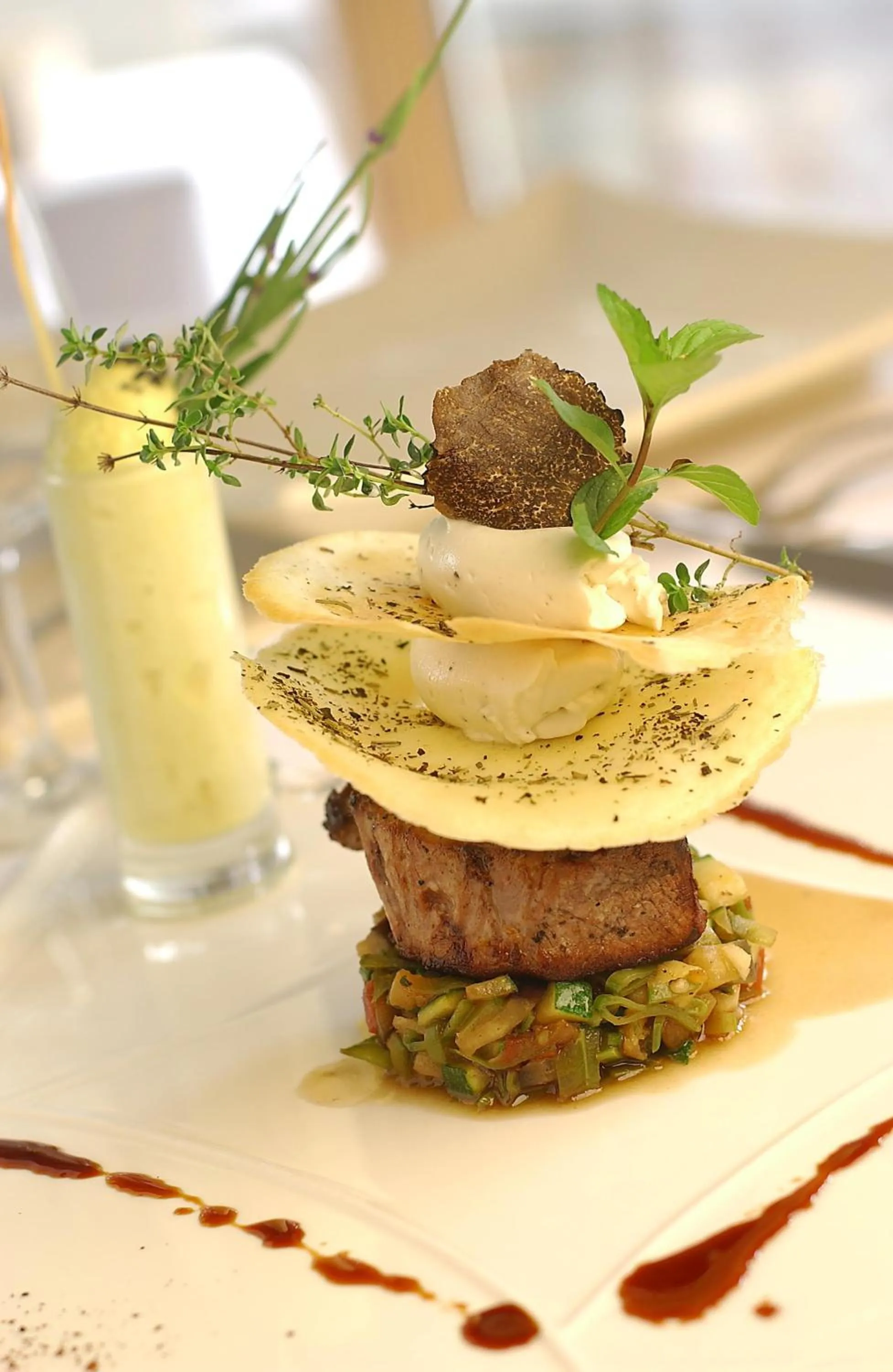 Food in Hotel Le Beau Séjour