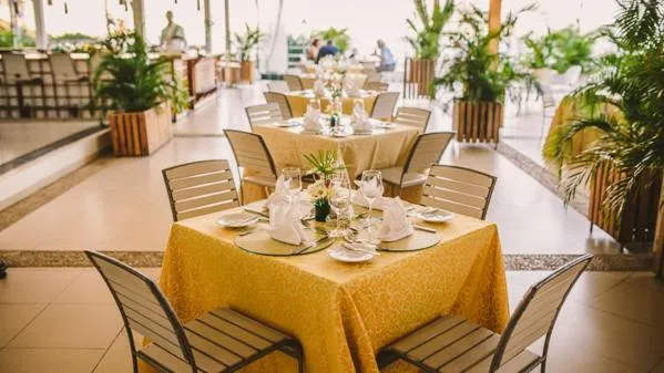 Meals in Hotel Montana