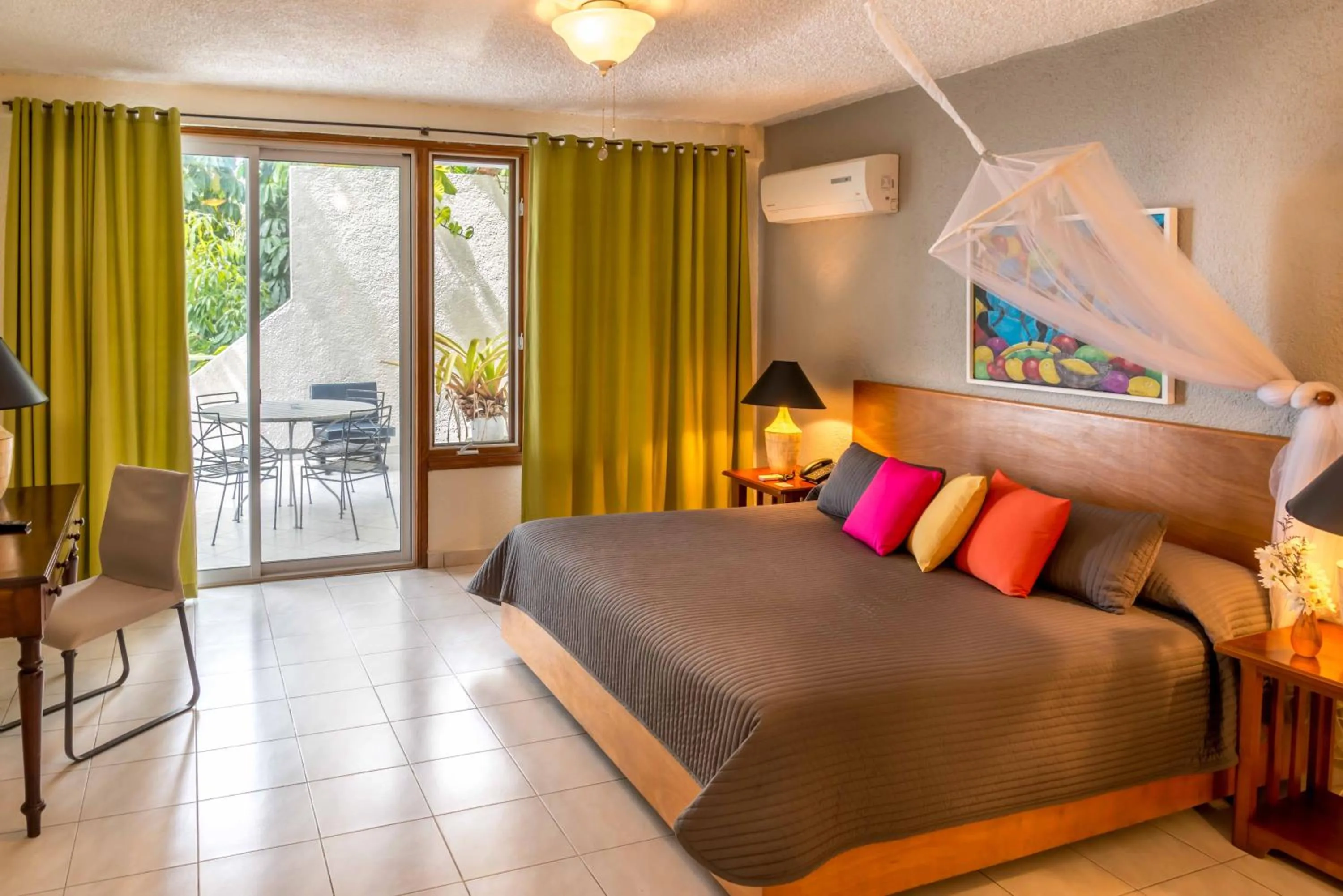 Bed in Hotel Montana