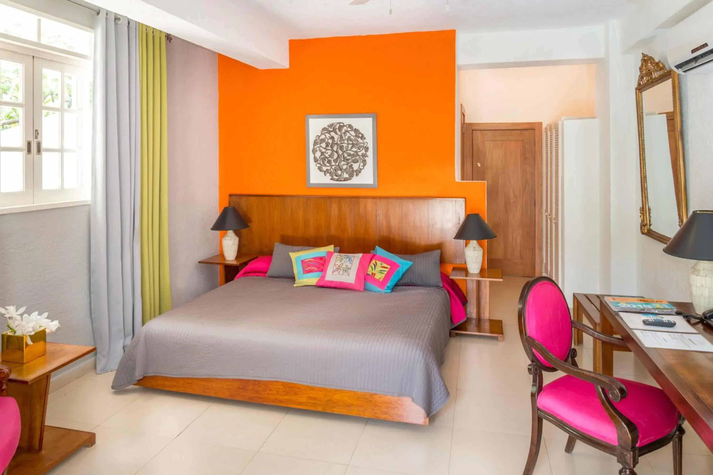 Standard Room in Hotel Montana Standard Room in Hotel Montana