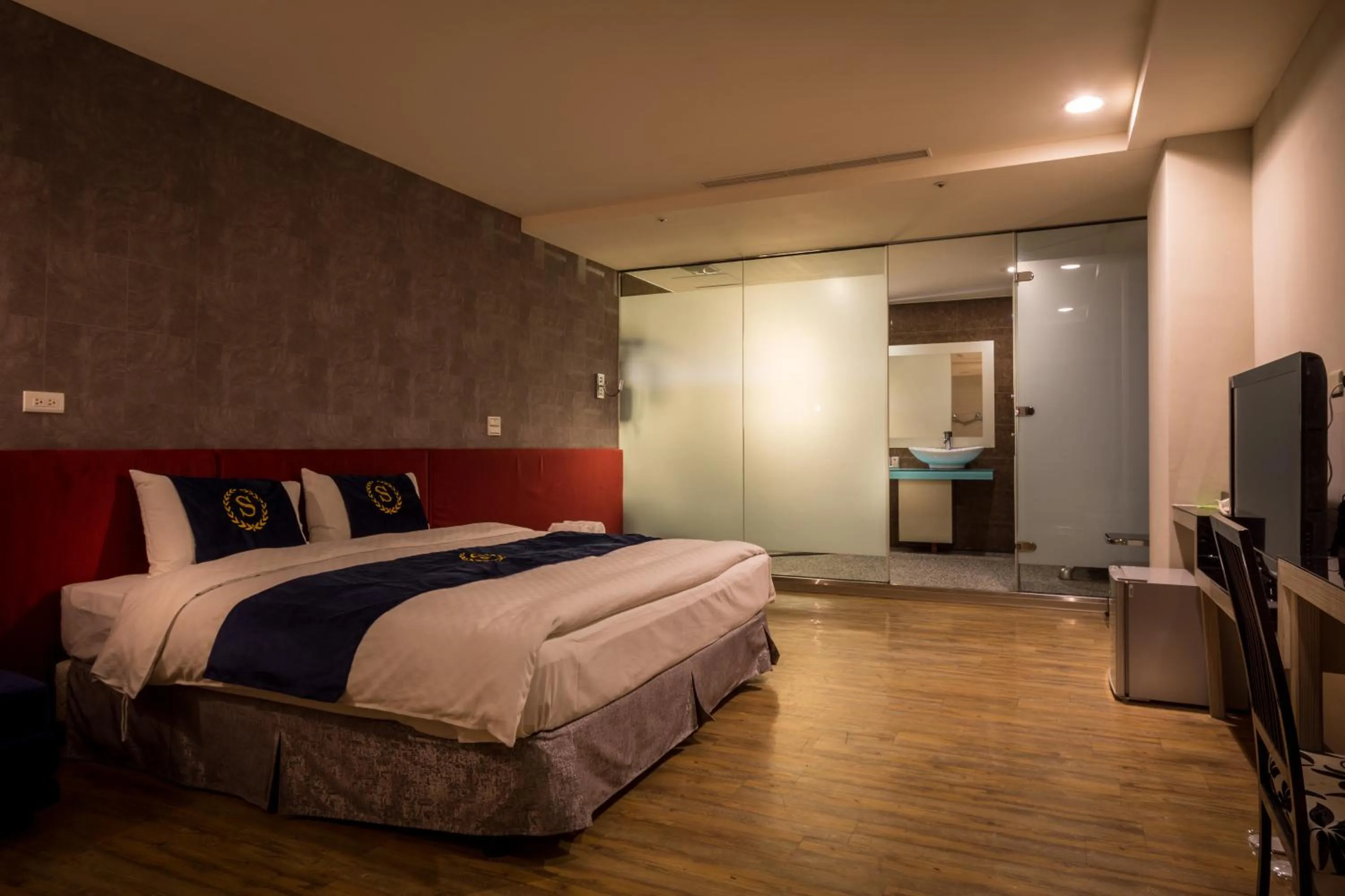 慶城商旅Urbanone Hotel