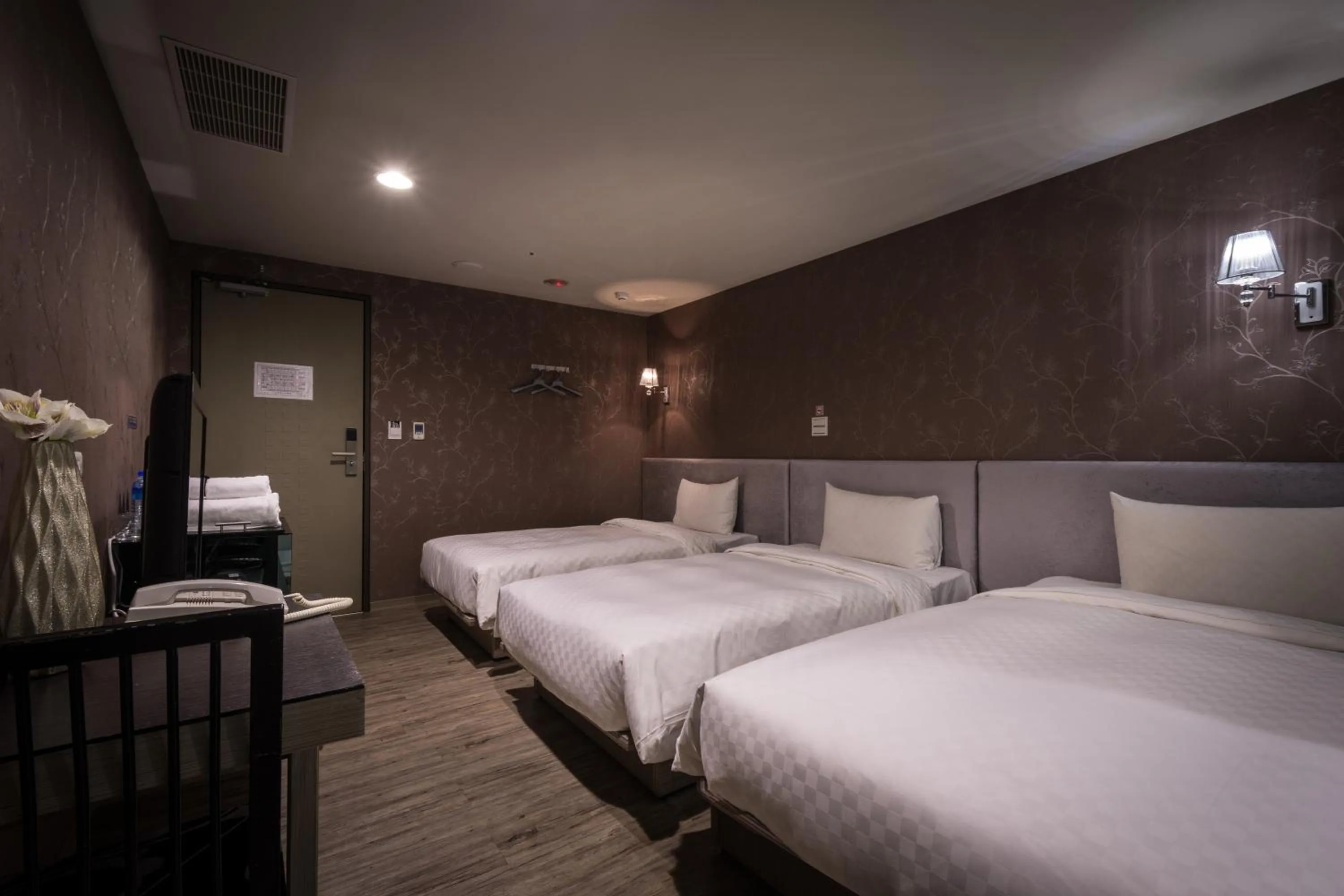 慶城商旅Urbanone Hotel