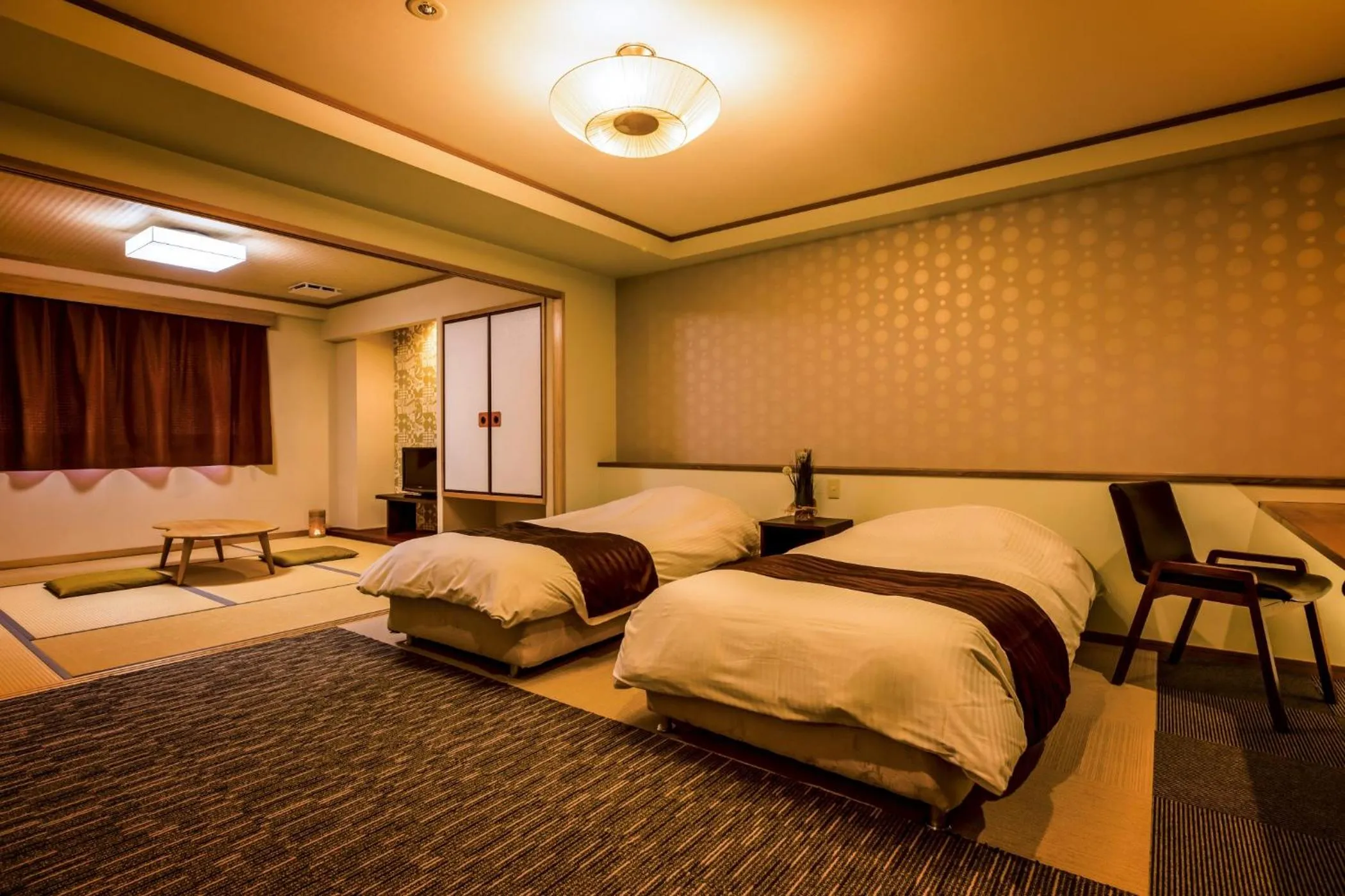 Photo of the whole room, Bed in Ooedo Onsen Monogatari Premium Shirahama Saichoraku