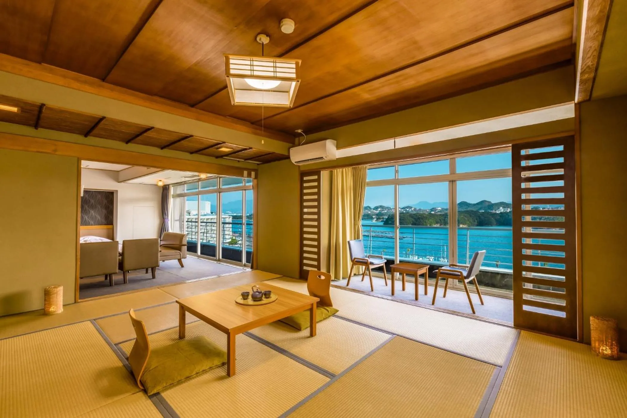 Photo of the whole room in Ooedo Onsen Monogatari Premium Shirahama Saichoraku