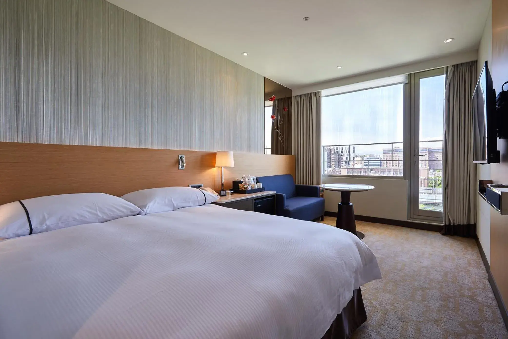 Double Room with Balcony in K Hotel Tianjin Double Room with Balcony in K Hotel Tianjin