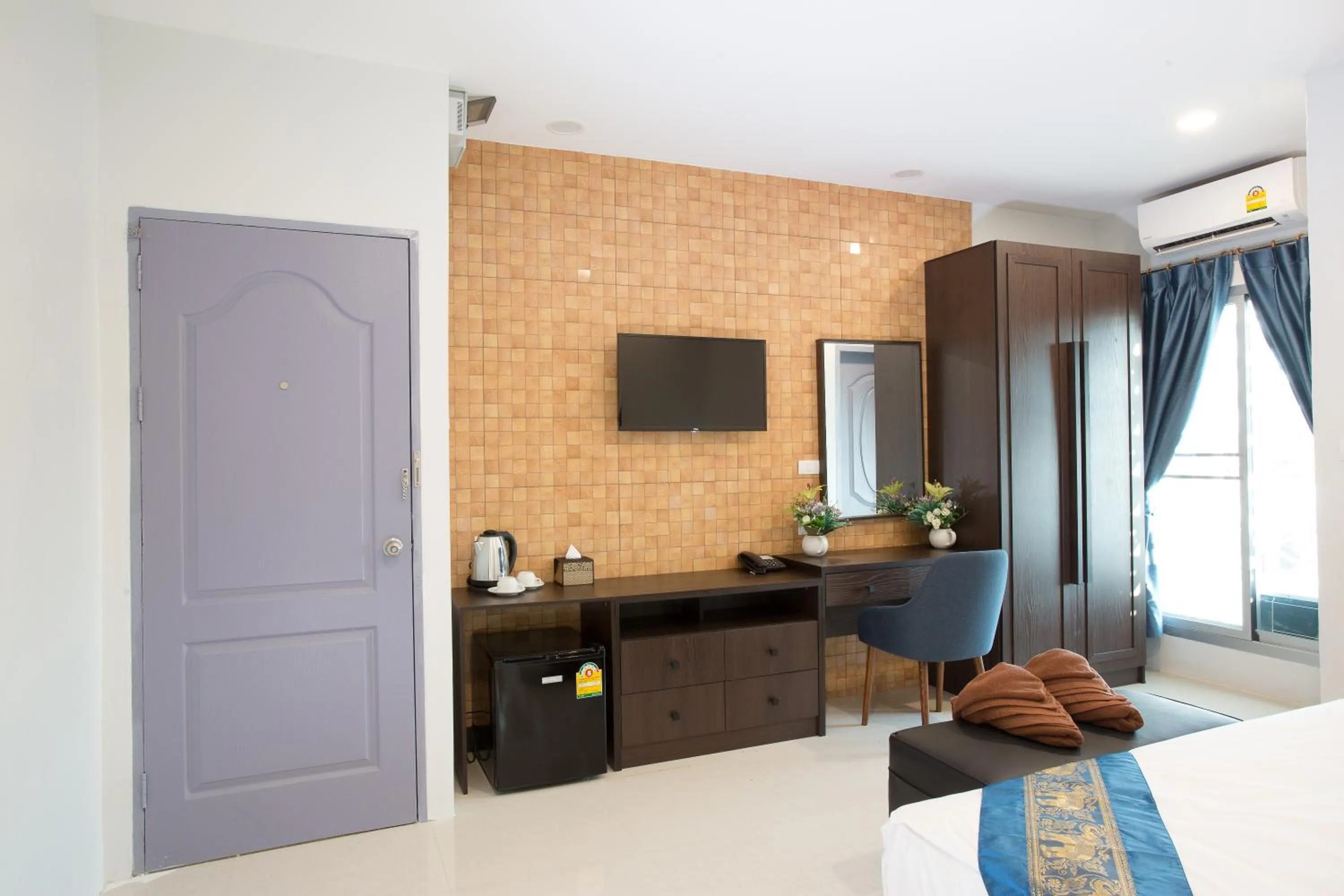 TV and multimedia, Bed in Pongsakorn Boutique Resort