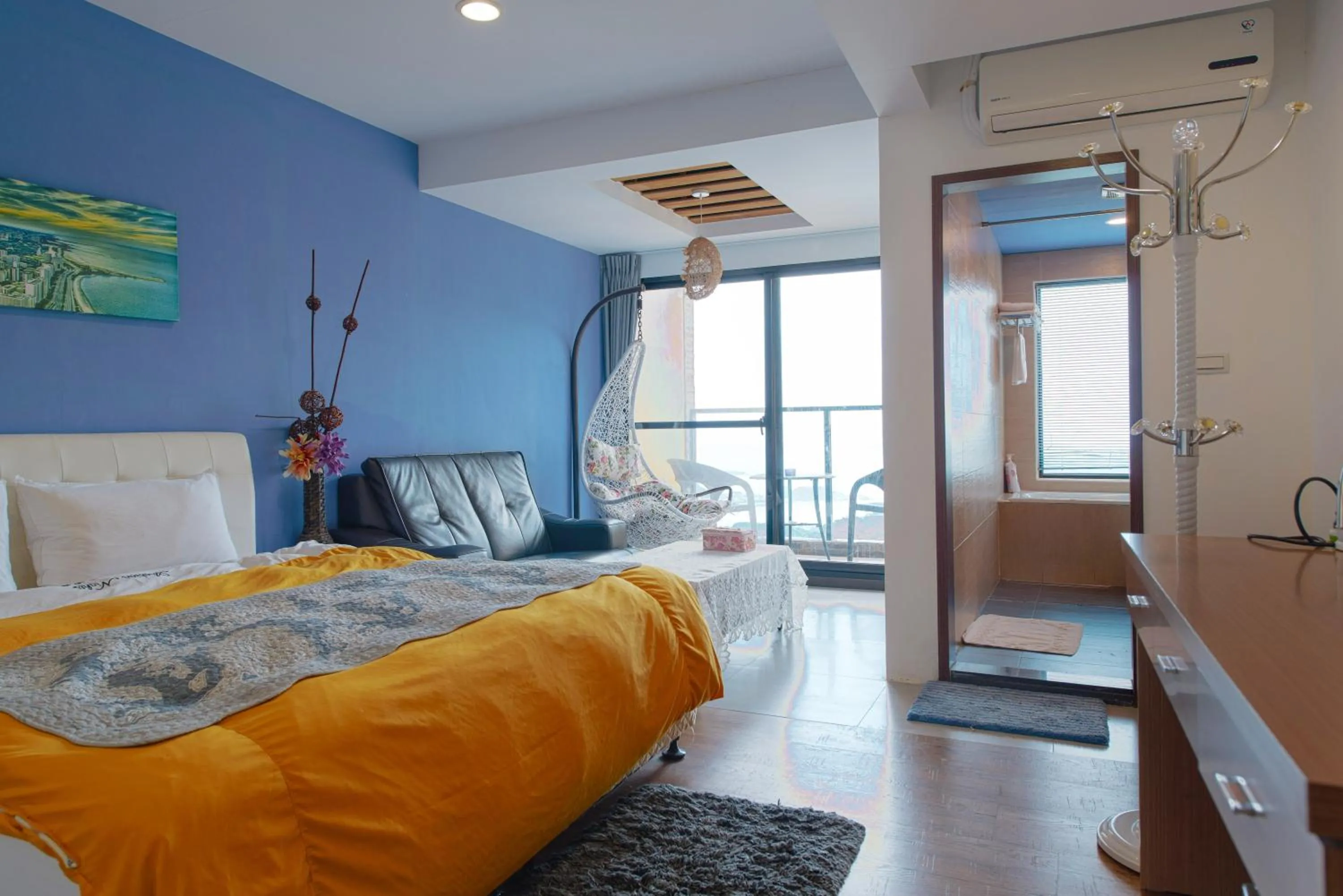 Bed in Arabian Nights in Jiufen
