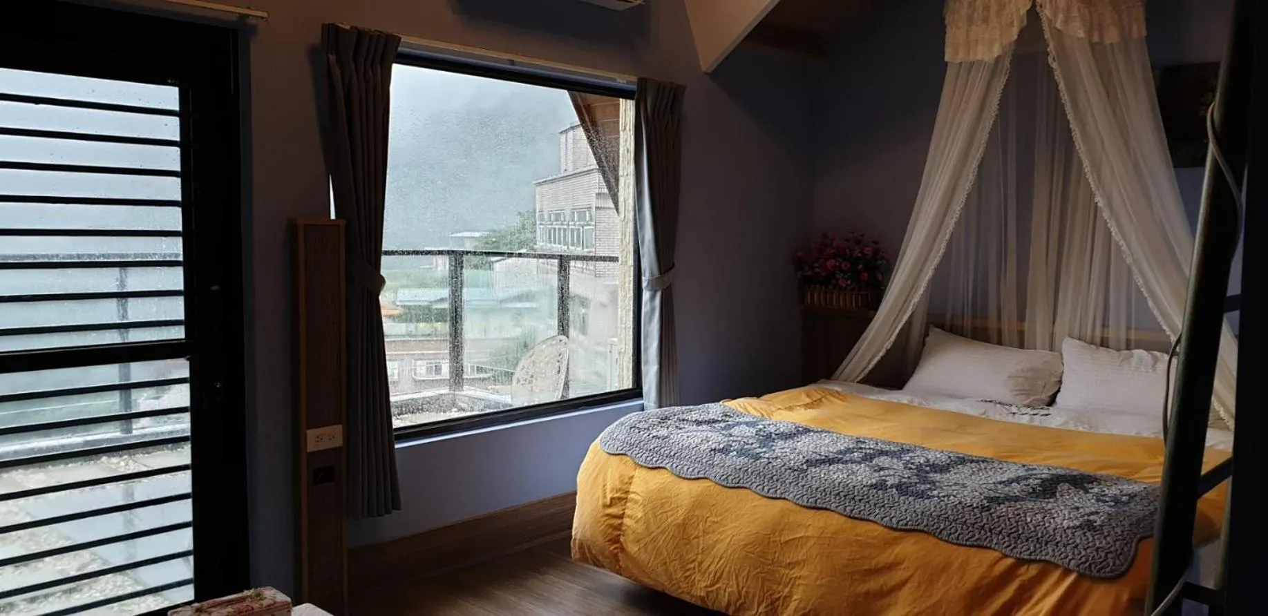 Bed in Arabian Nights in Jiufen