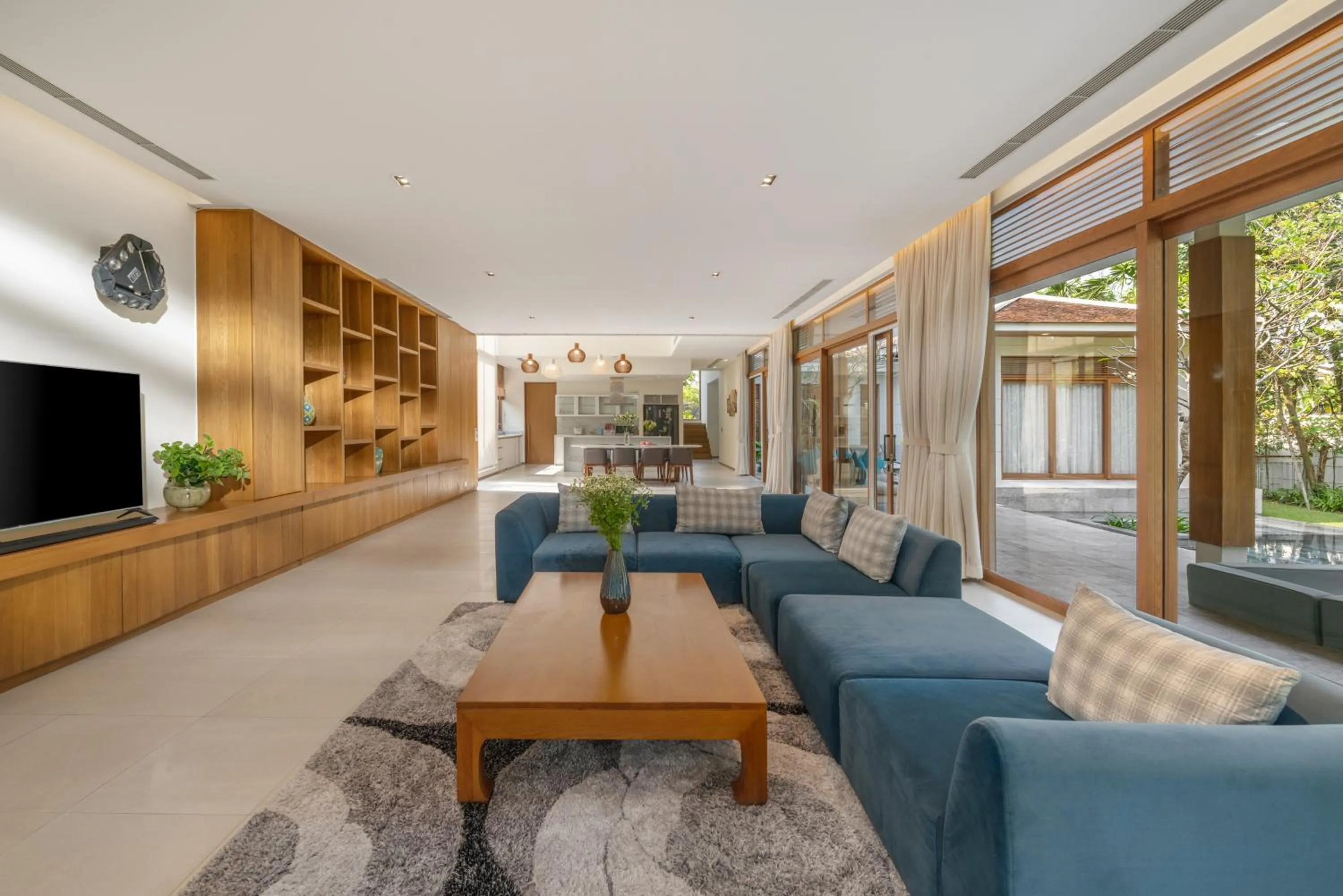 TV and multimedia in Luxury Dana Beach Resort & Spa