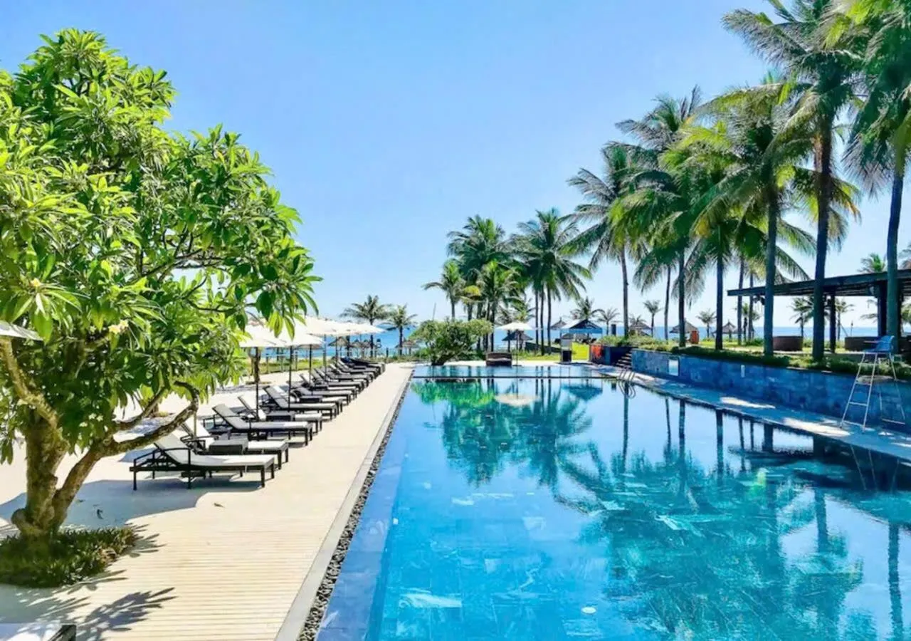 Day in Luxury Dana Beach Resort & Spa