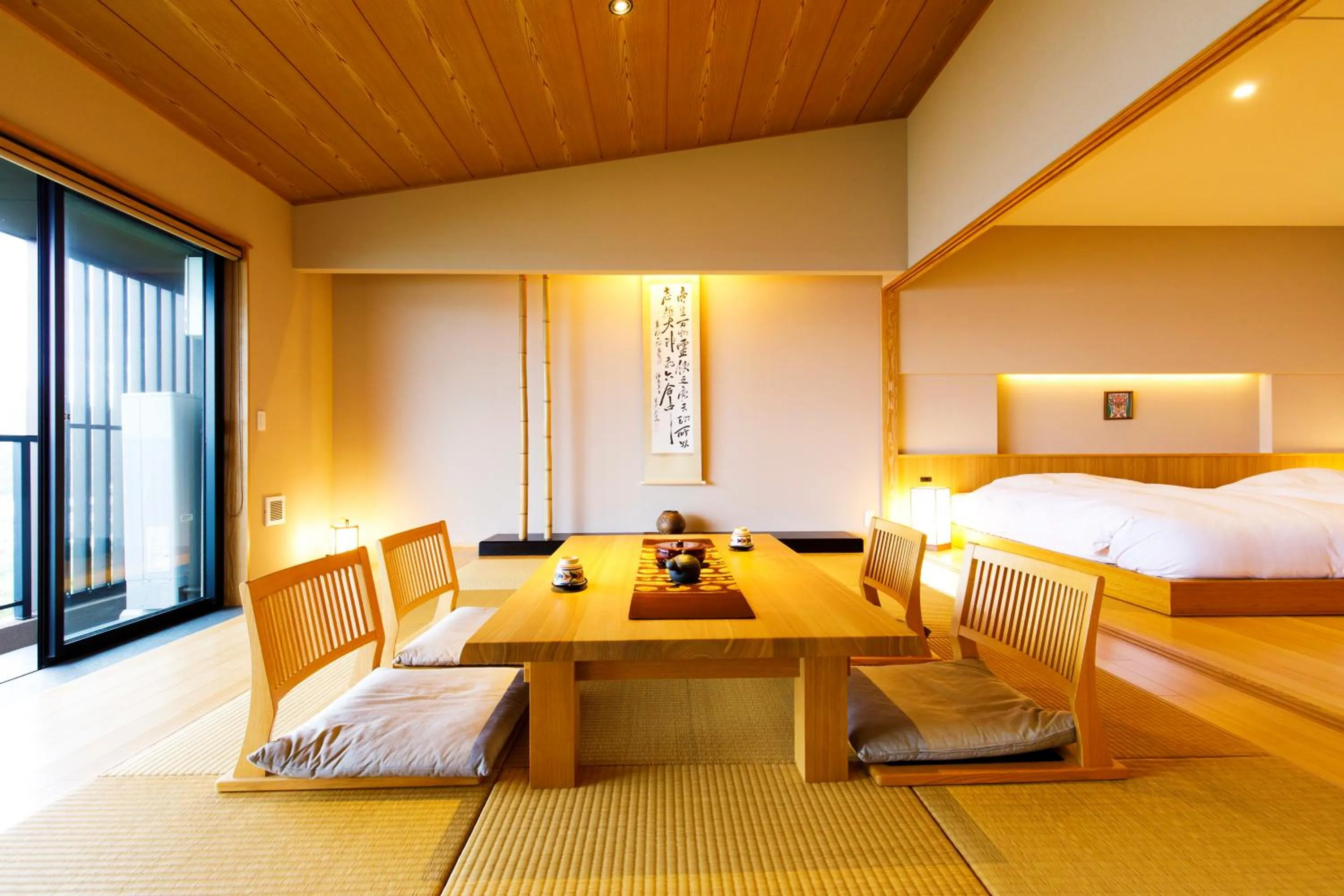Photo of the whole room, Bed in Umino Ryotei Okinawa Nakamasou