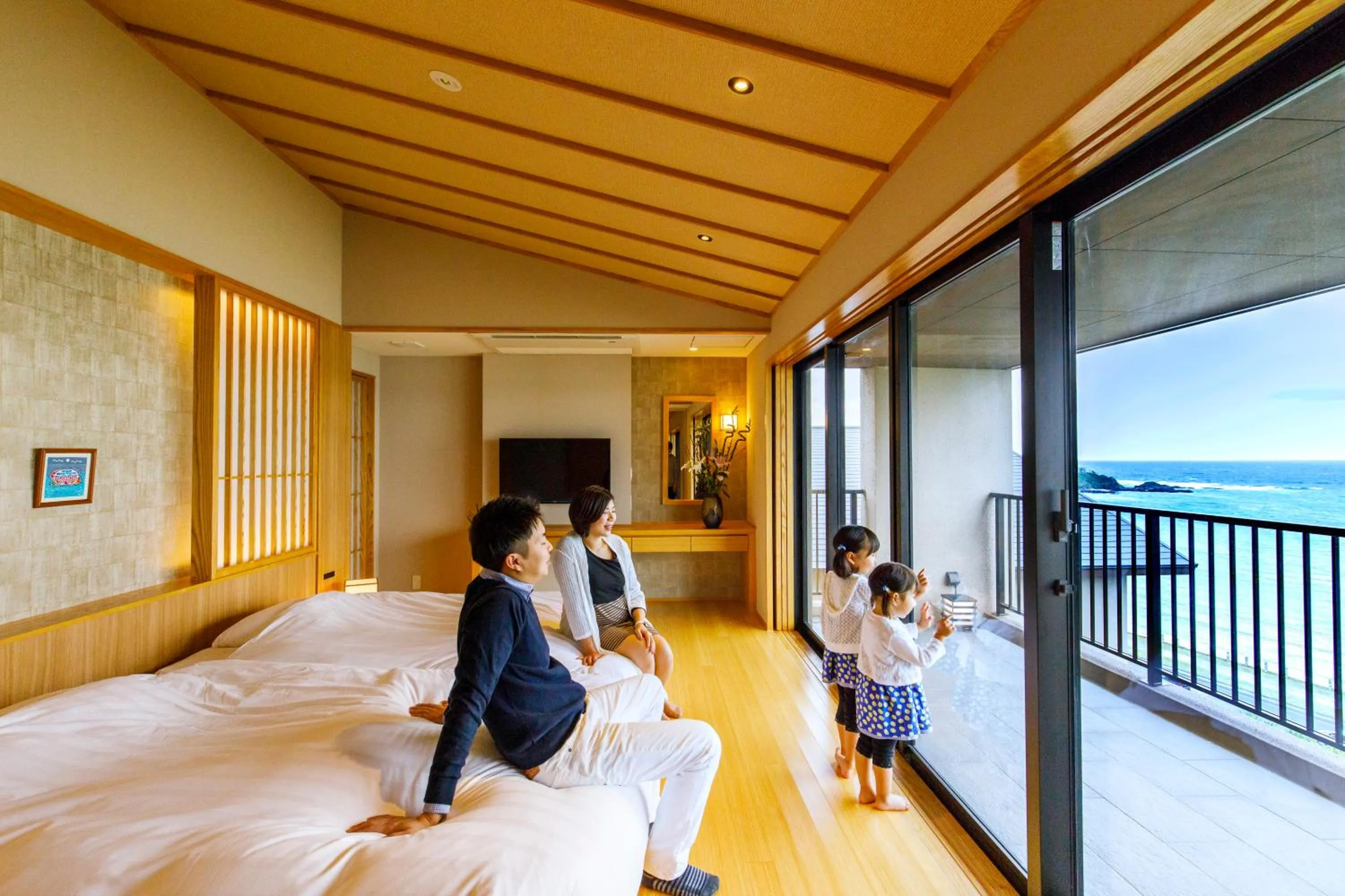 Photo of the whole room in Umino Ryotei Okinawa Nakamasou