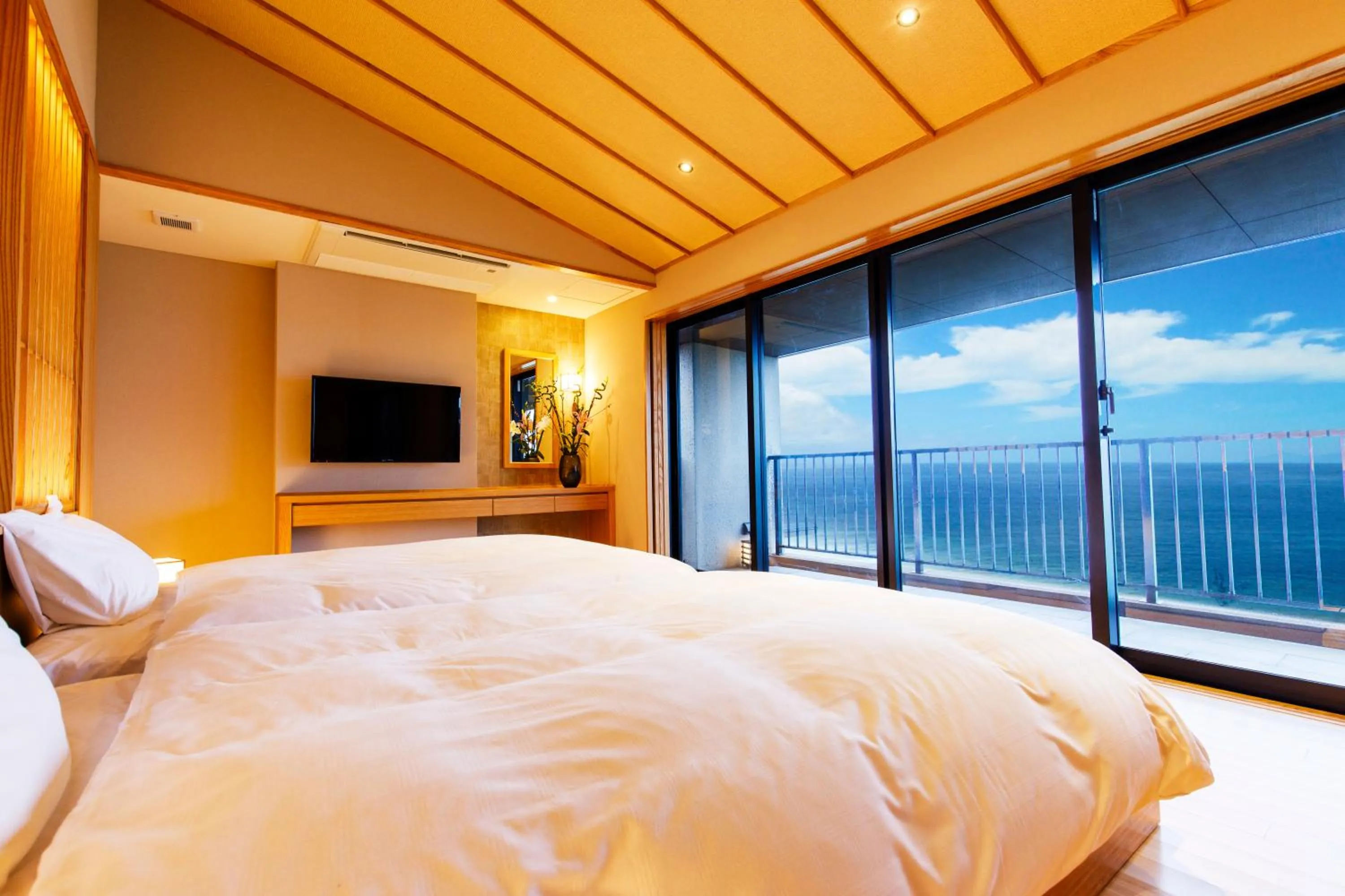 Bed in Umino Ryotei Okinawa Nakamasou