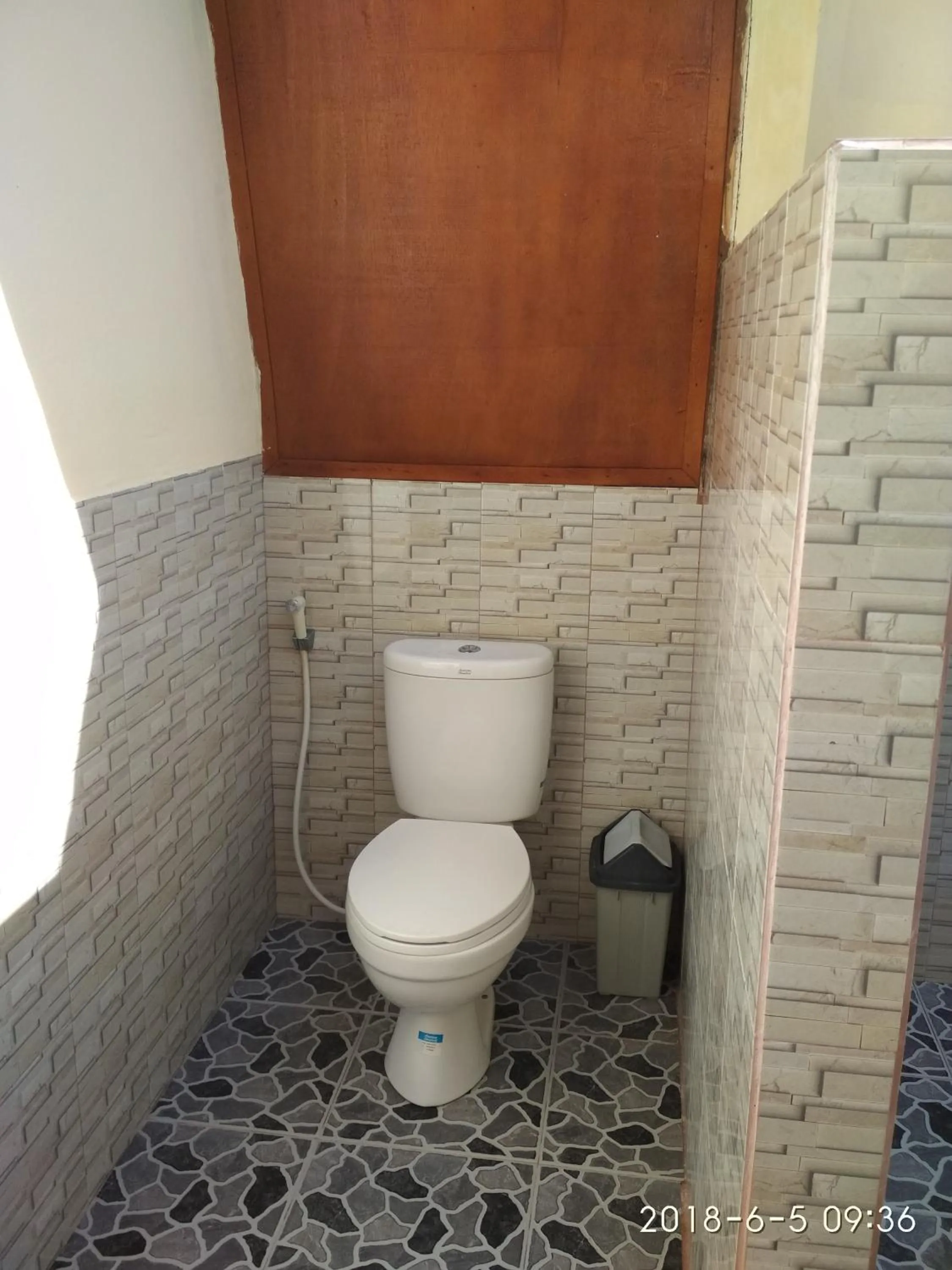 Breakfast in Cnunk Bungalow