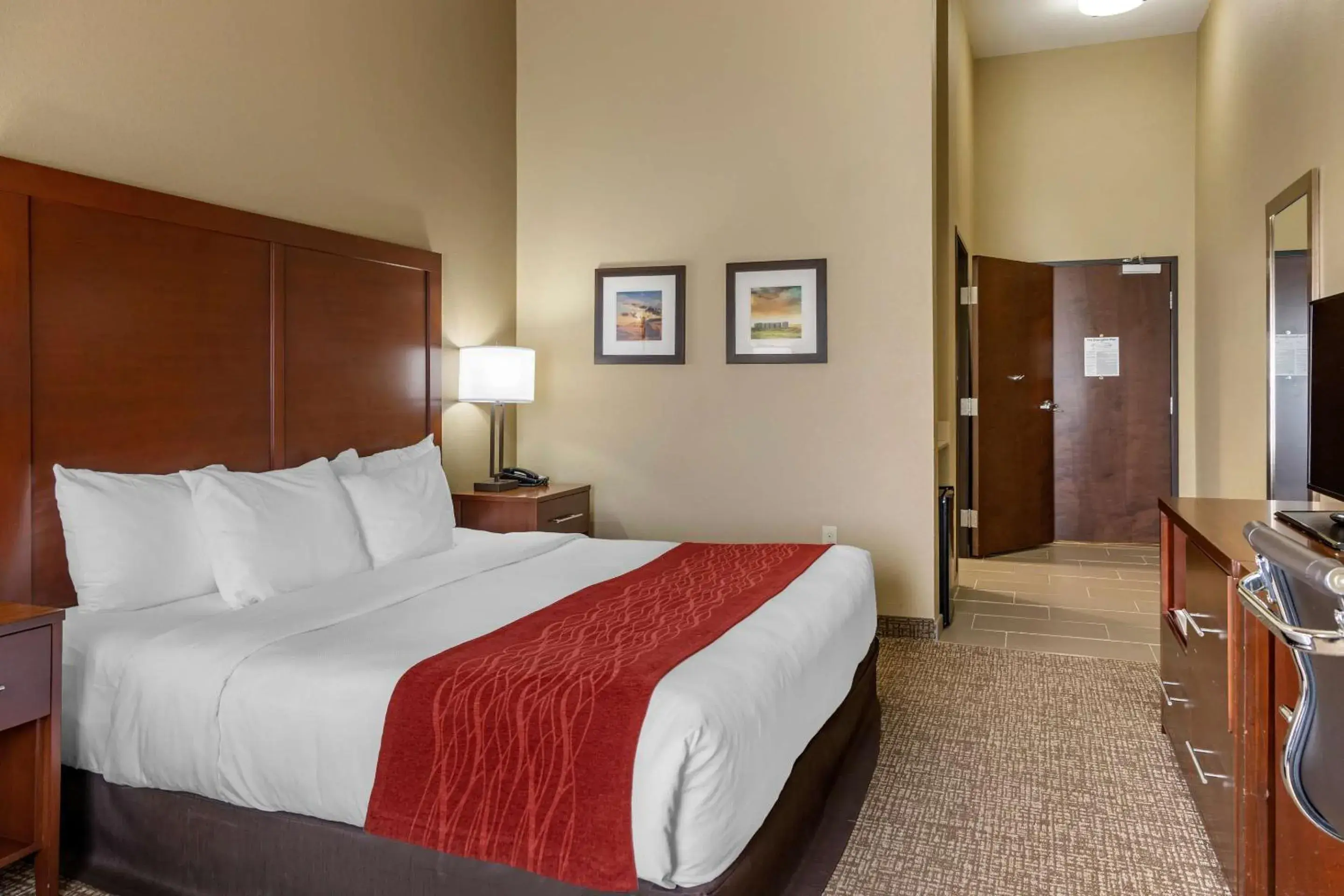 Bedroom, Bed in Comfort Inn & Suites Augusta Bedroom, Bed in Comfort Inn & Suites Augusta