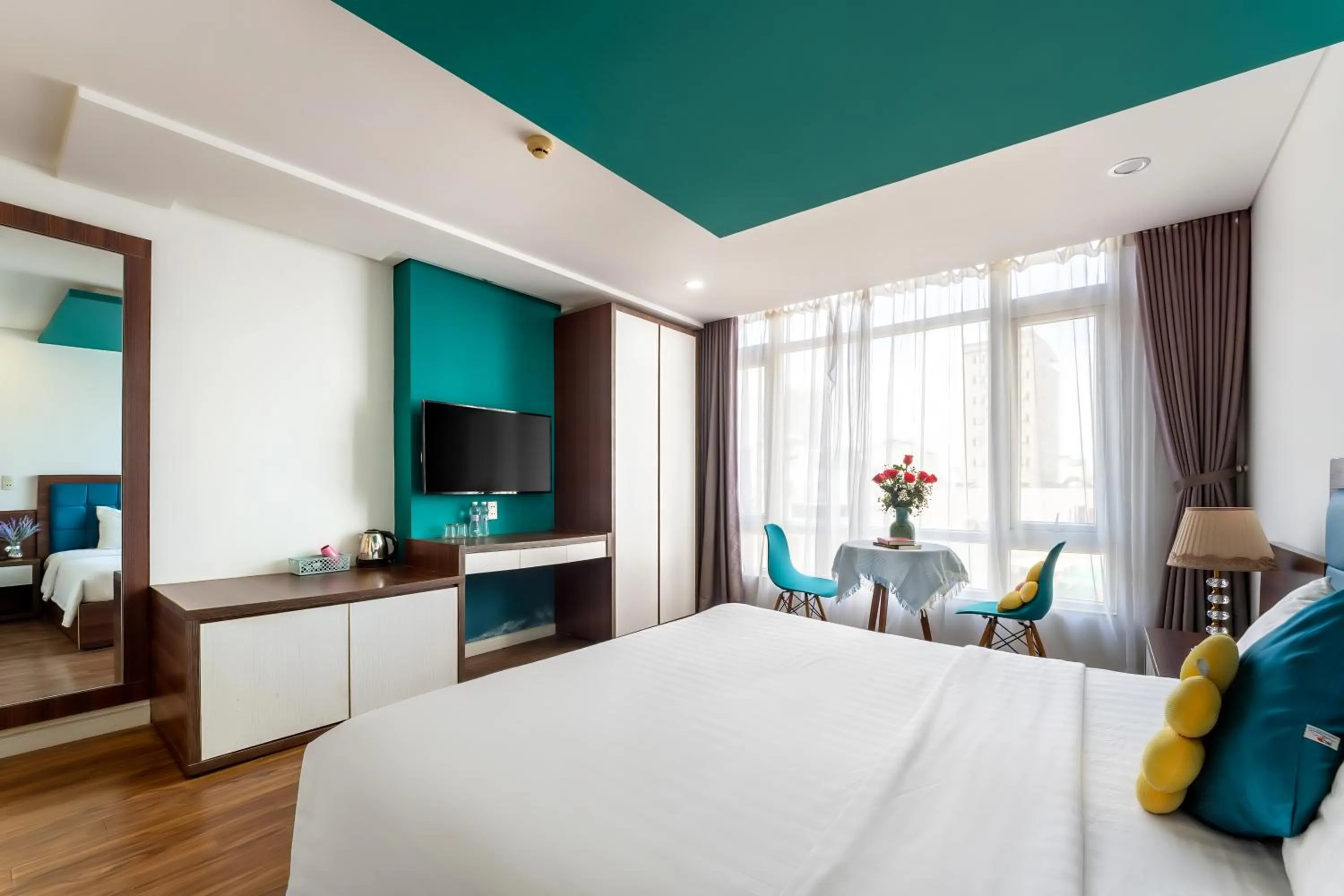 Photo of the whole room, Bed in Rich Hotel