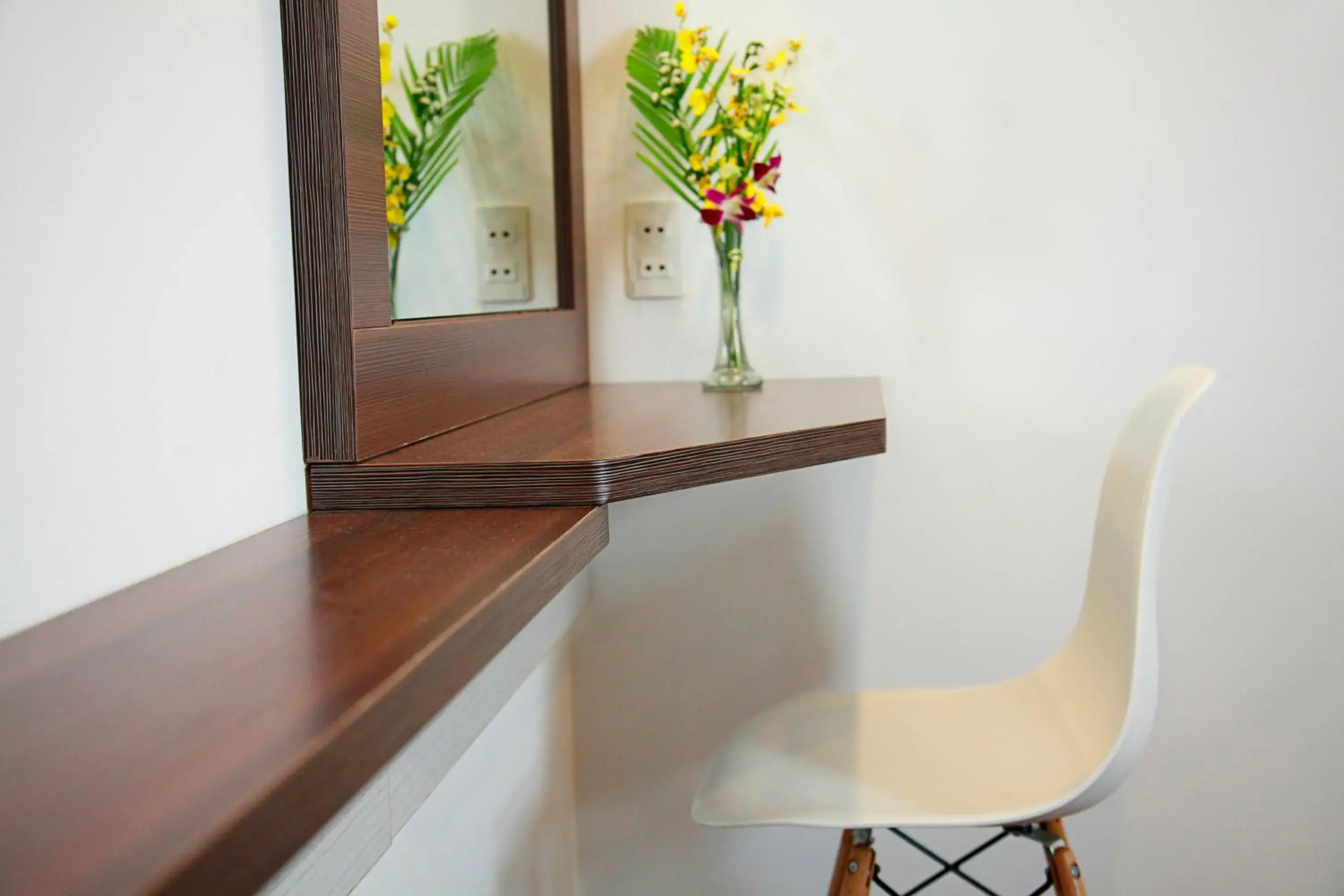 Decorative detail in Rich Hotel Decorative detail in Rich Hotel