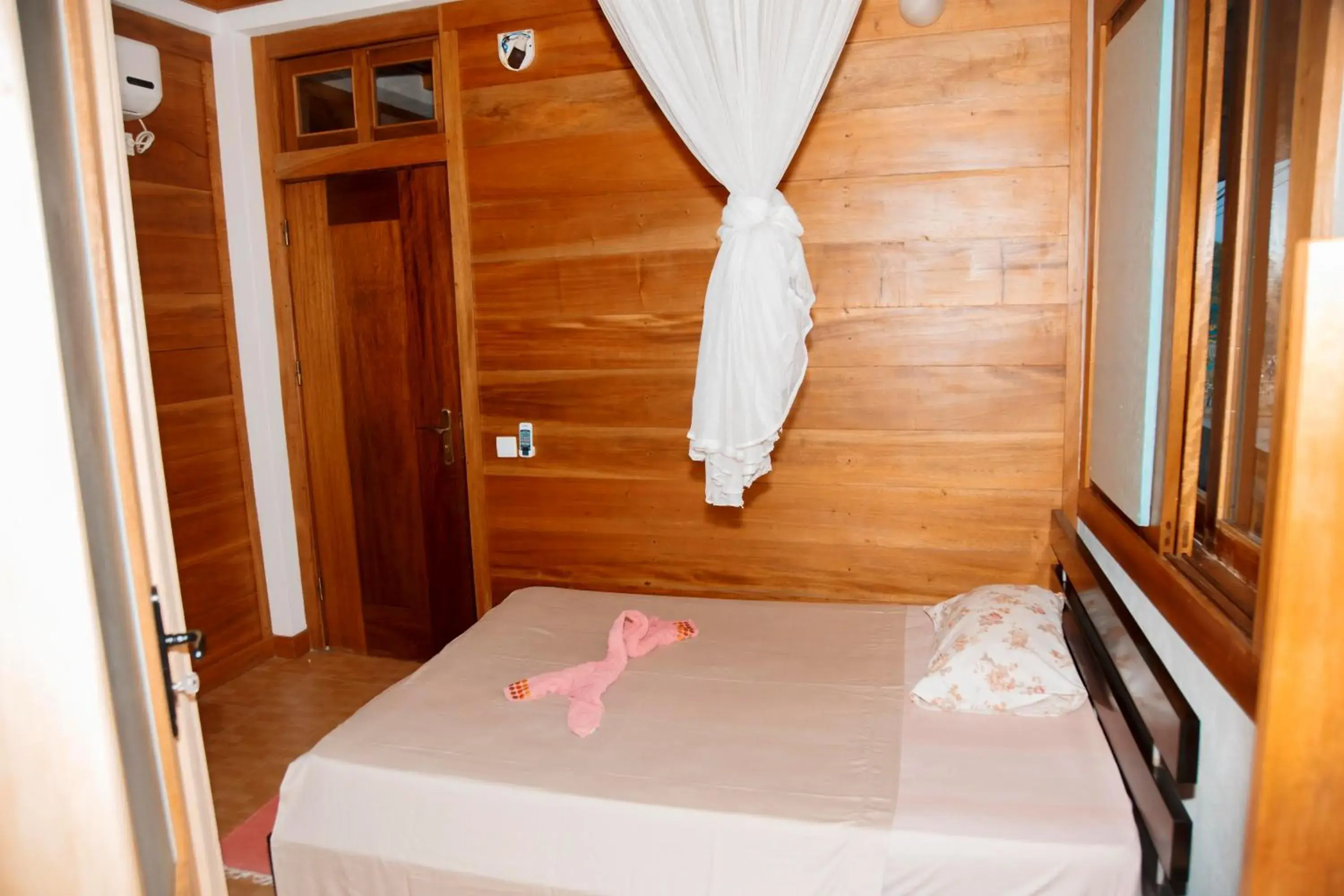 Double Room with Private Bathroom - single occupancy in Albergaria Porcelana Double Room with Private Bathroom - single occupancy in Albergaria Porcelana