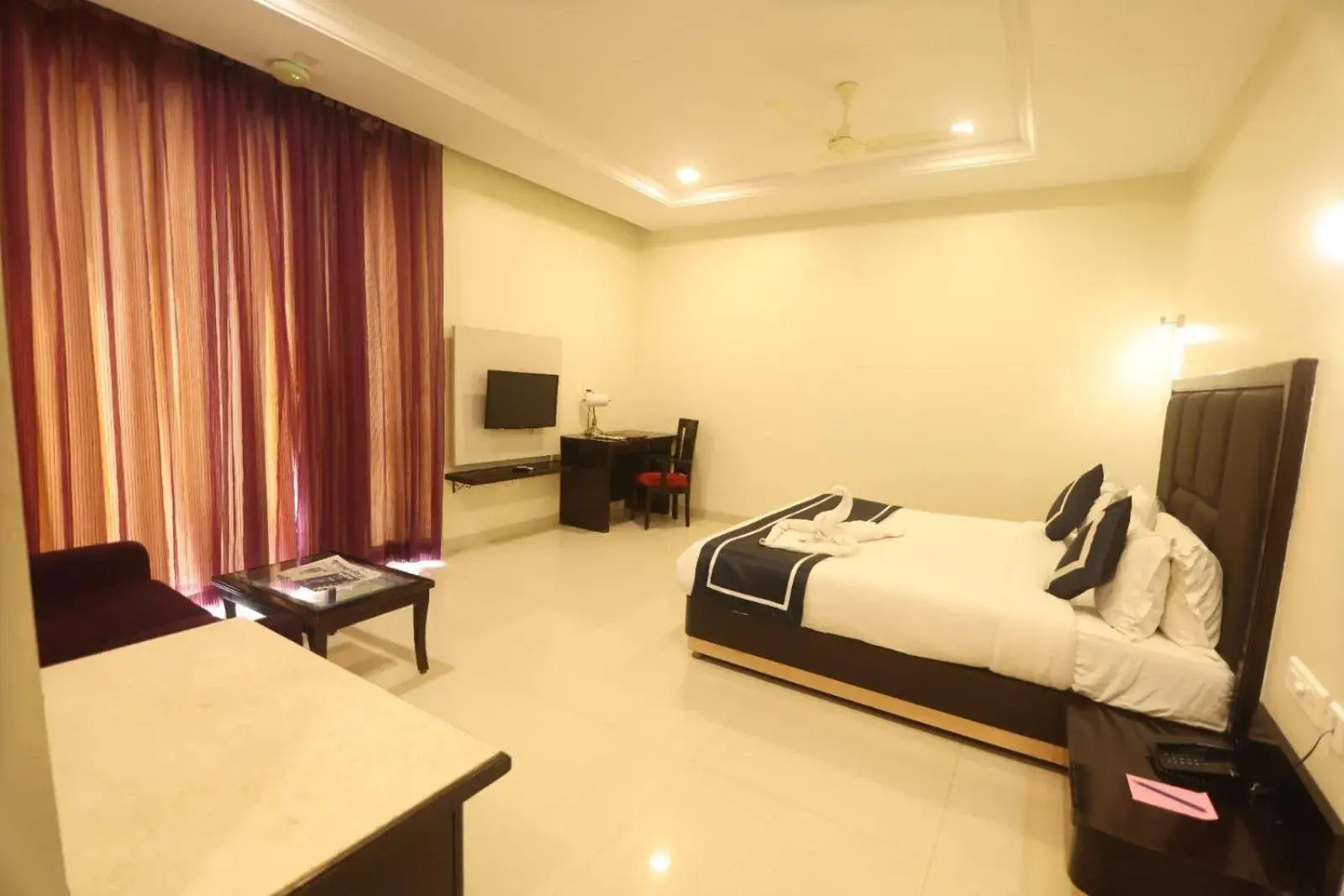 Bathroom, Bed in Chandra Grand Bathroom, Bed in Chandra Grand