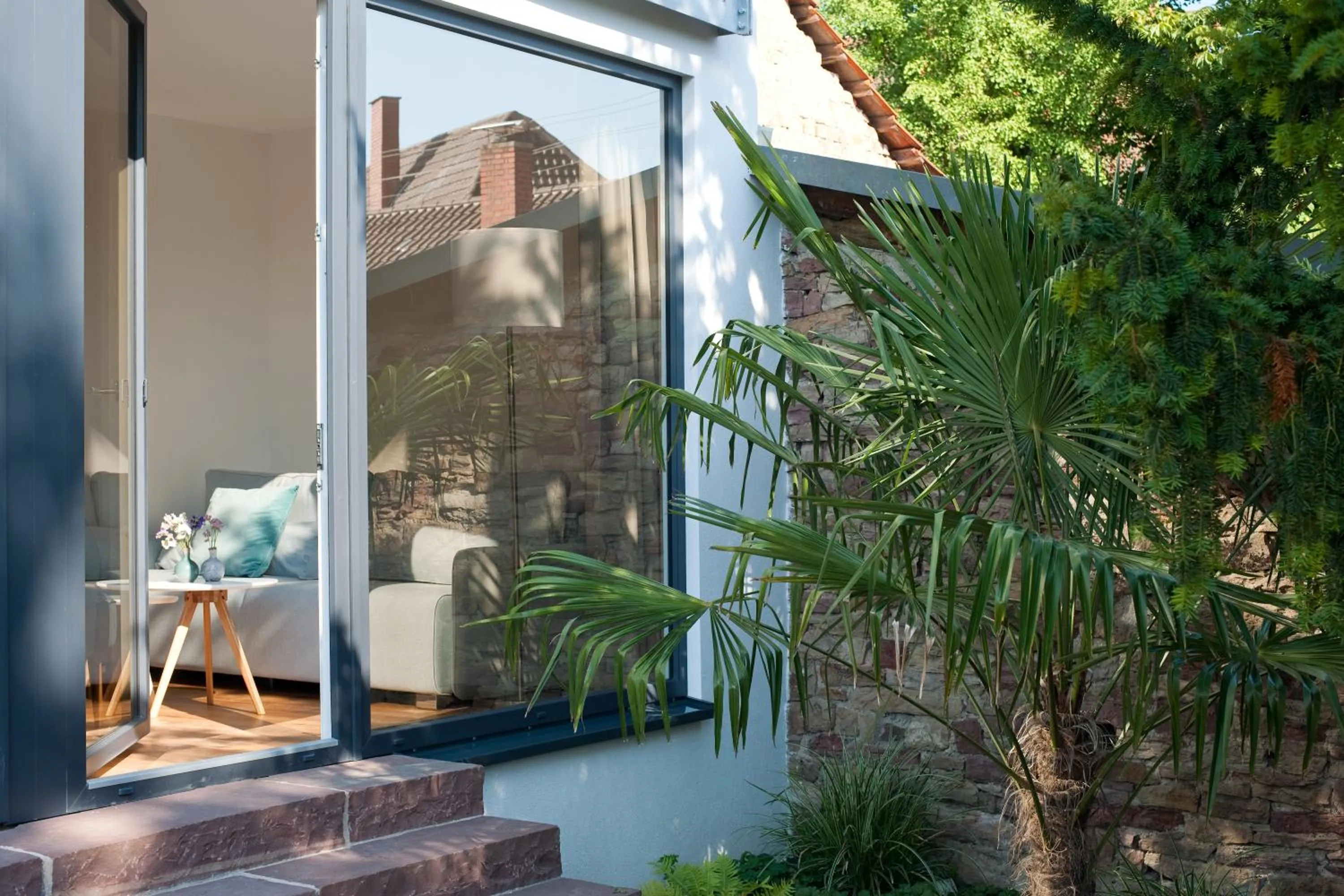 Property building in 1463 Apartmenthaus