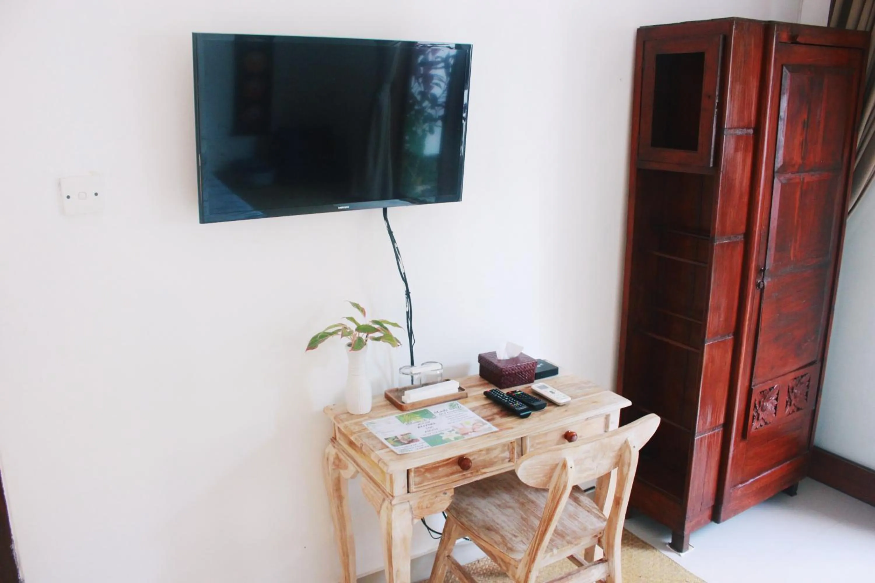 TV and multimedia in ThanTha Ubud Villa