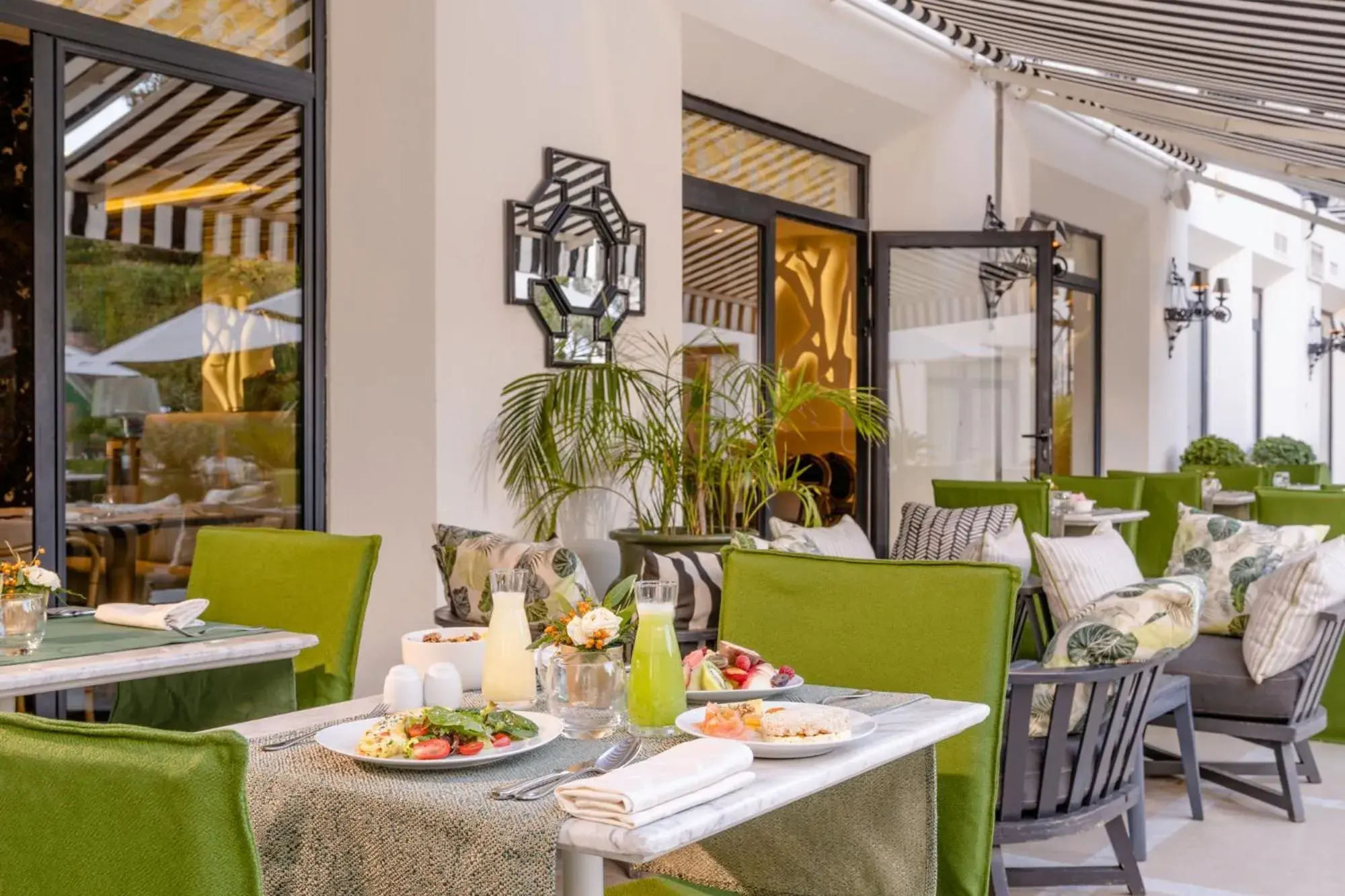 Breakfast, Restaurant/Places to Eat in Le Casablanca Hotel