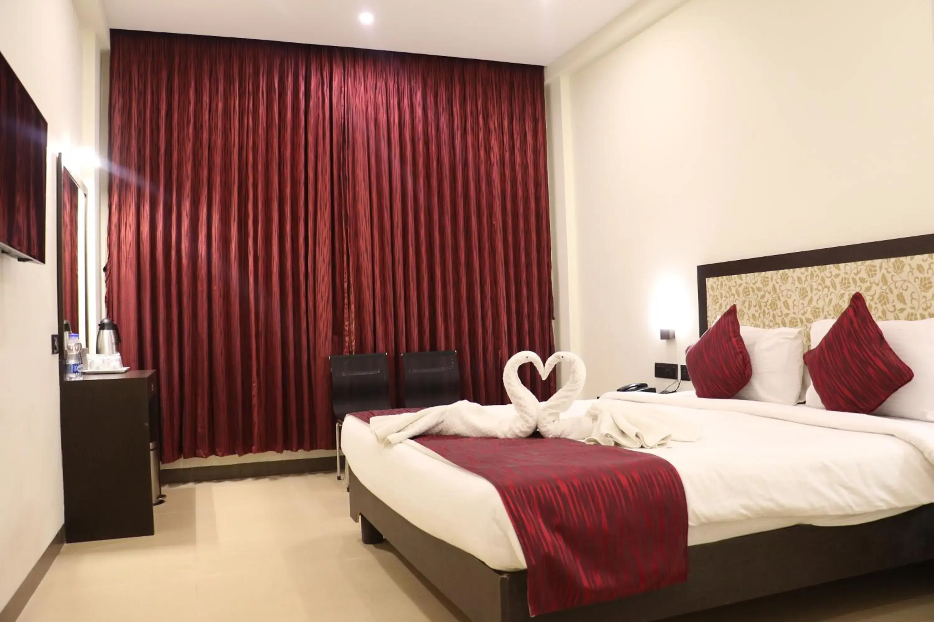 Bed in DsrMadhanamInn Bed in DsrMadhanamInn