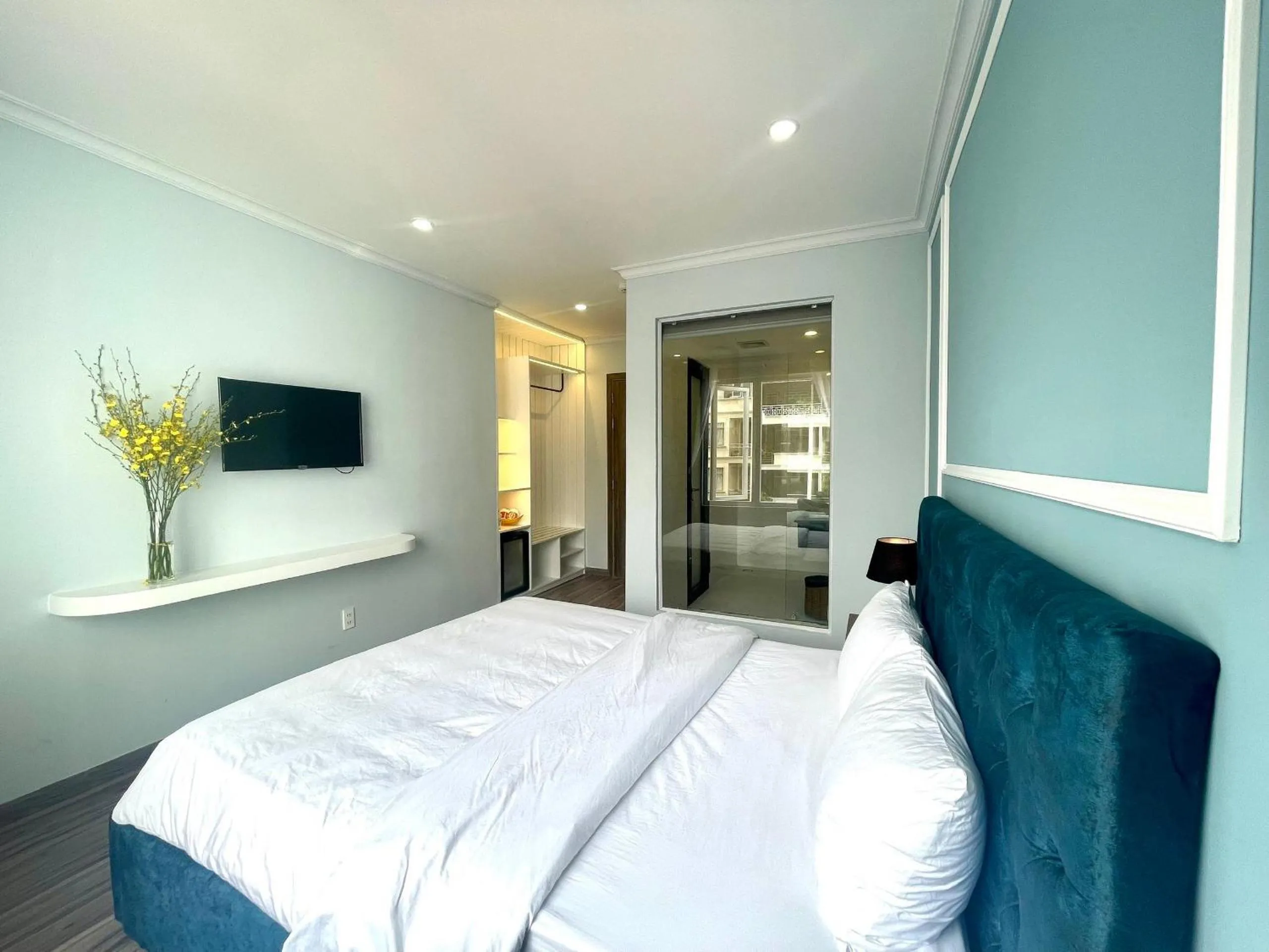 Bed in Phuong Vy Luxury Hotel