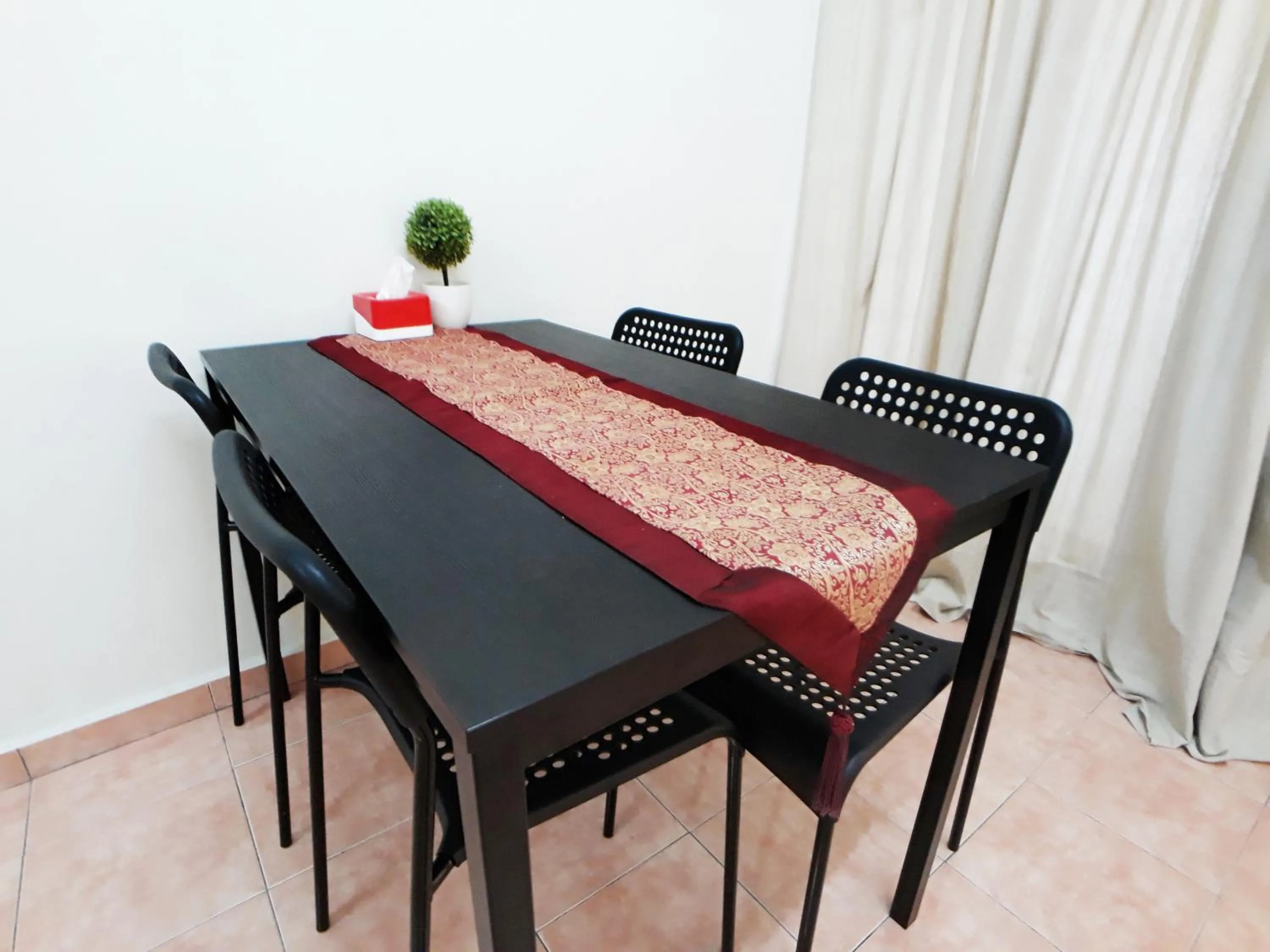Dining area in JJ Melaka Holiday home