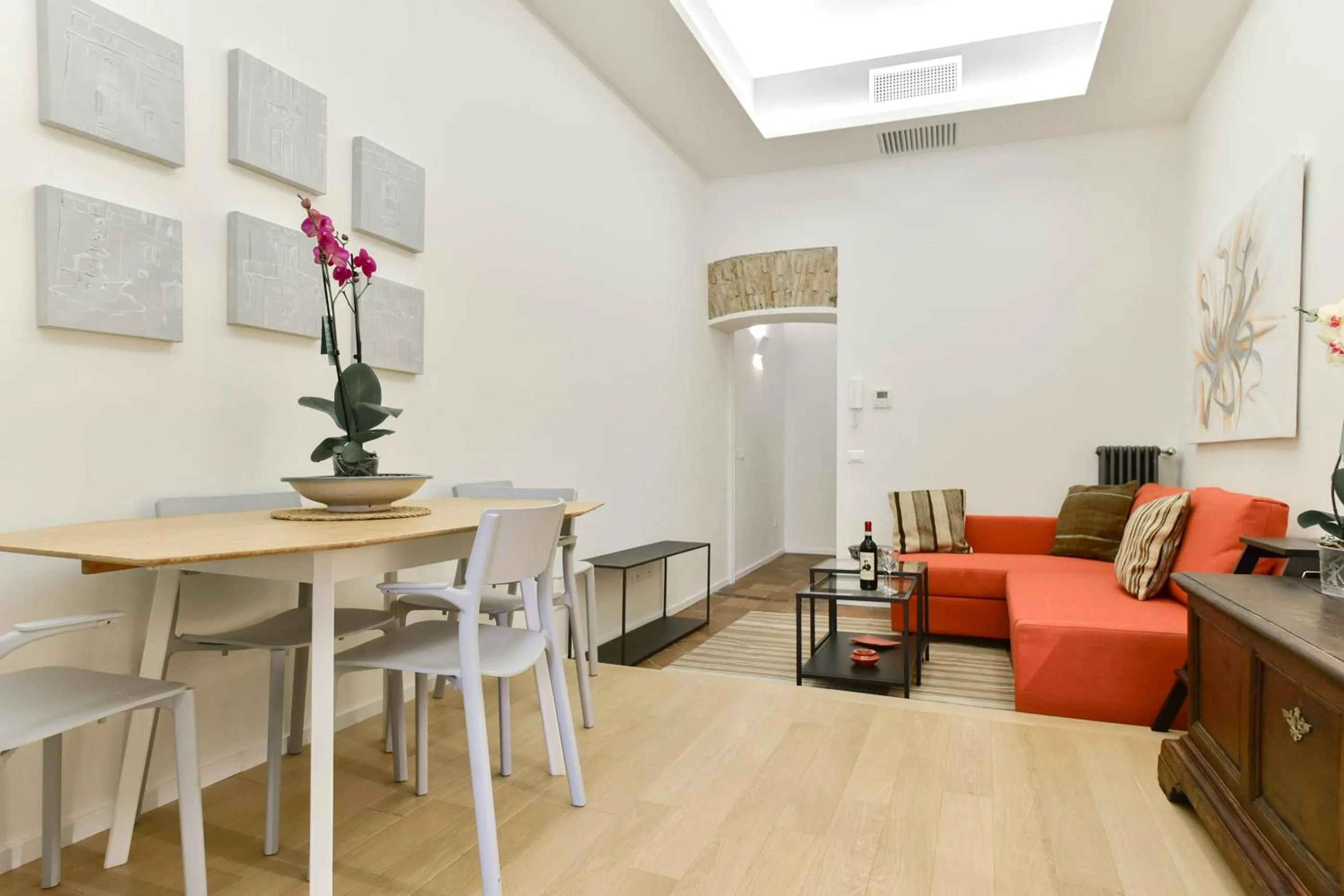 Living room in Campo de' Fiori Brand New Apartment