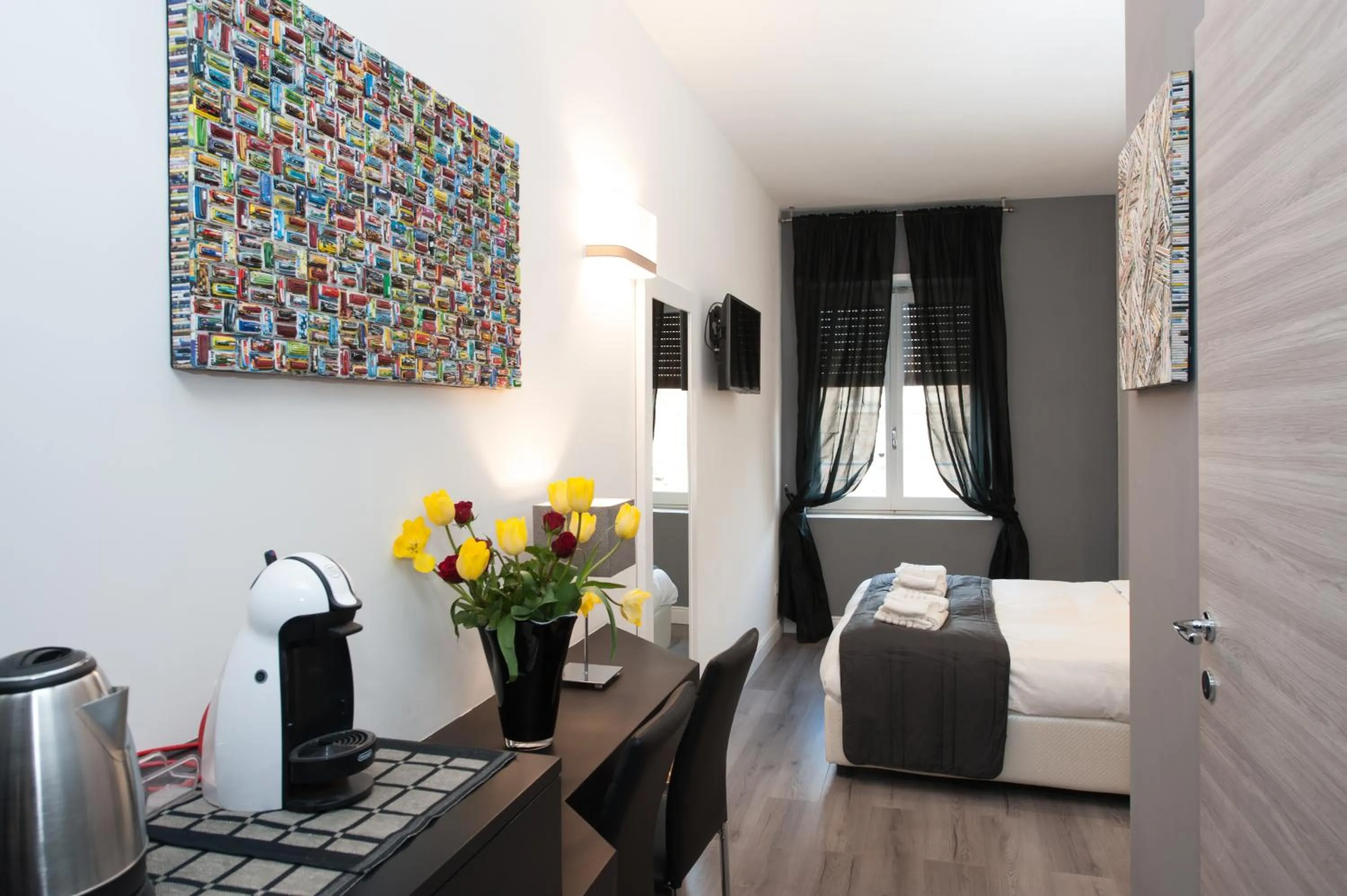 Photo of the whole room, Bed in Brunelleschi Holidays Hostel